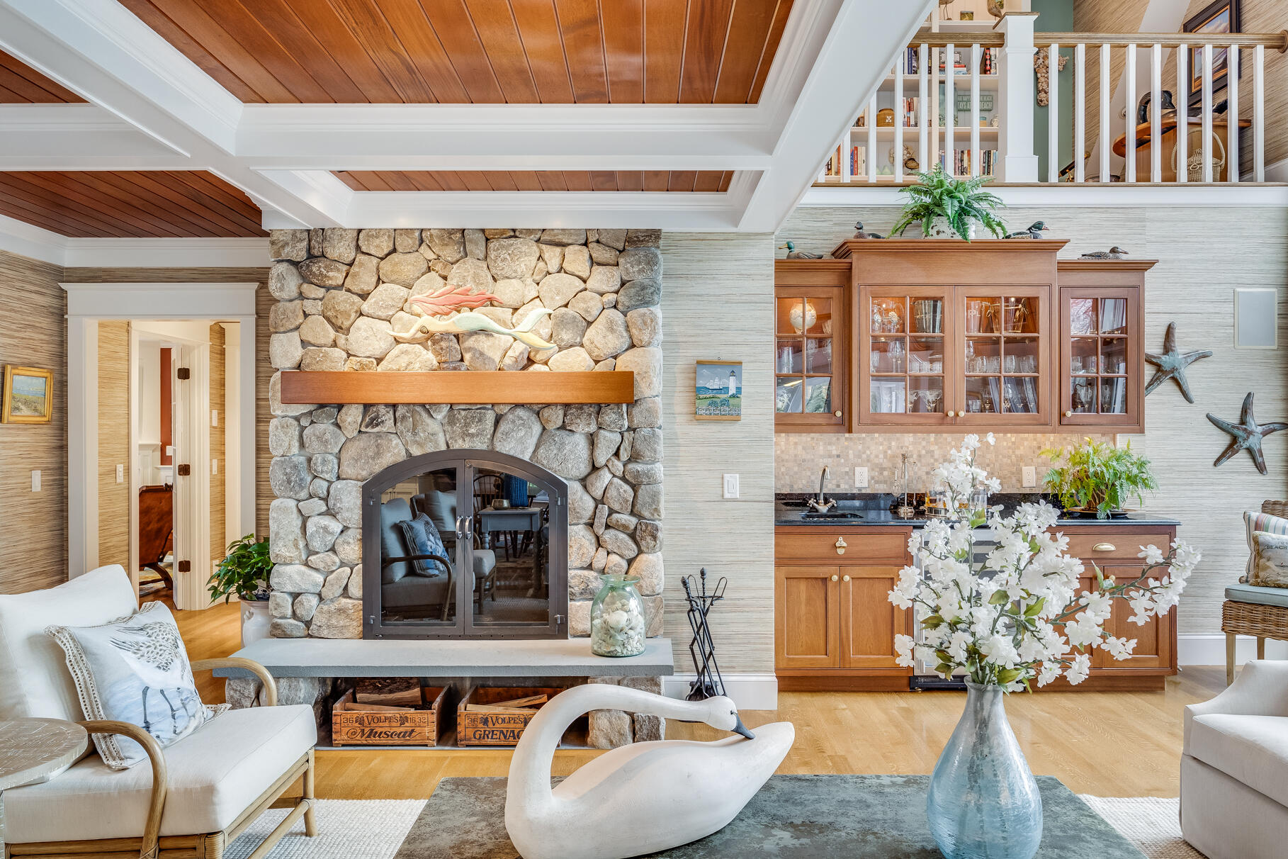 Osterville, Massachusetts 02655, United States, 5 Bedrooms Bedrooms, ,6 BathroomsBathrooms,Residential,Active,90699