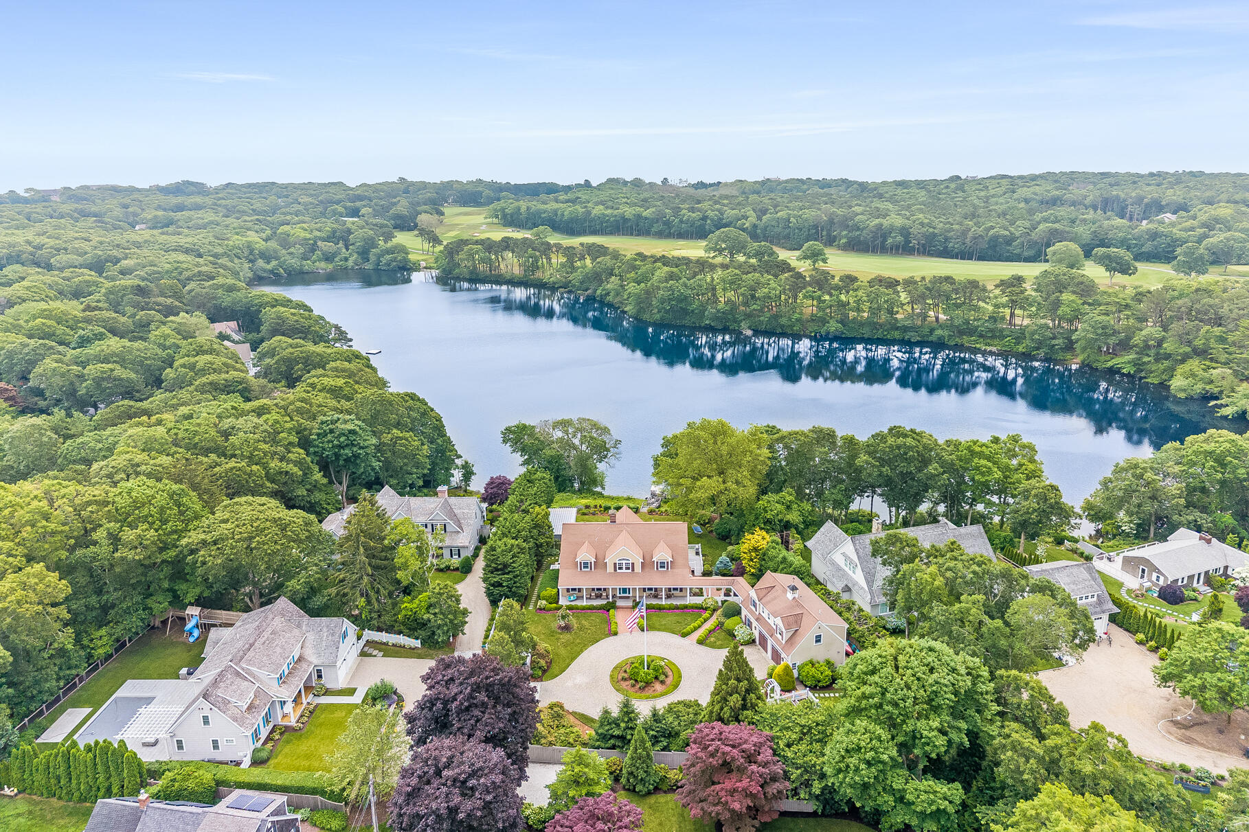 Osterville, Massachusetts 02655, United States, 5 Bedrooms Bedrooms, ,6 BathroomsBathrooms,Residential,Active,90699