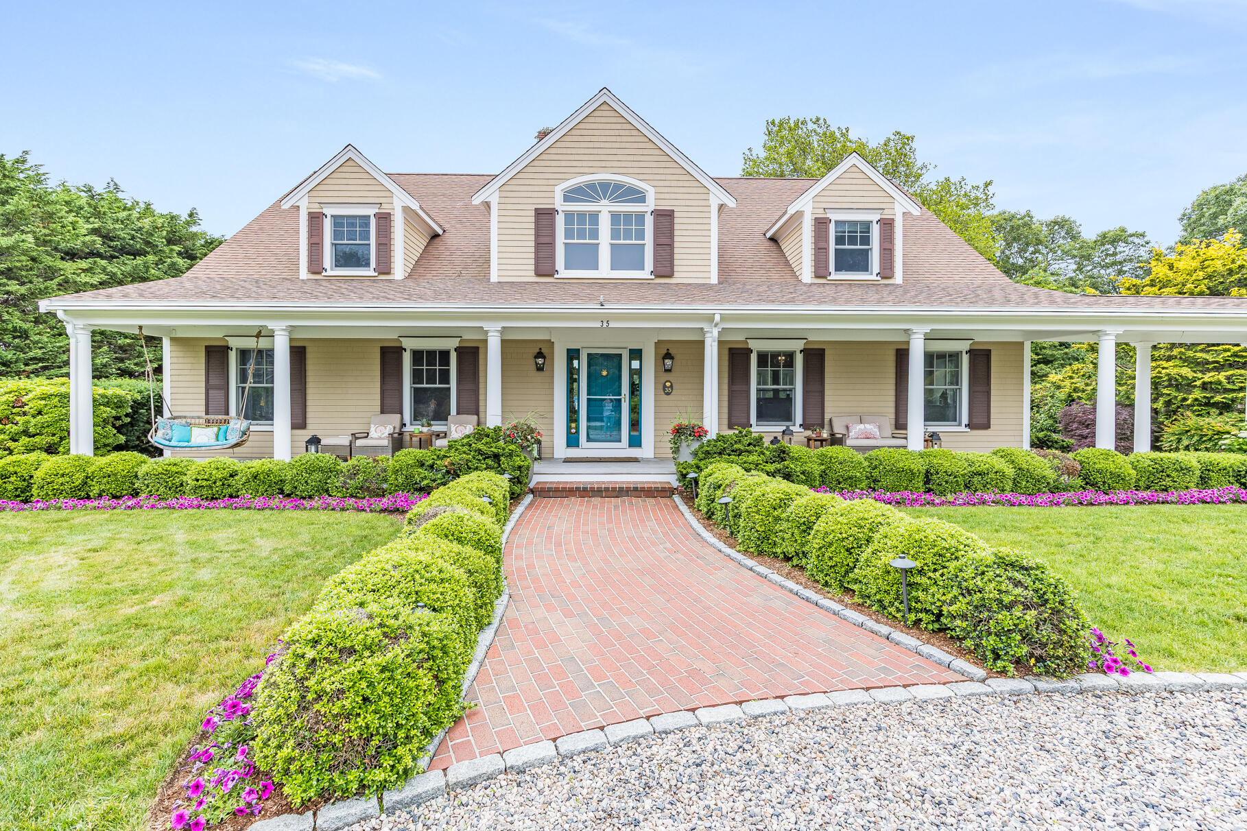 Osterville, Massachusetts 02655, United States, 5 Bedrooms Bedrooms, ,6 BathroomsBathrooms,Residential,Active,90699