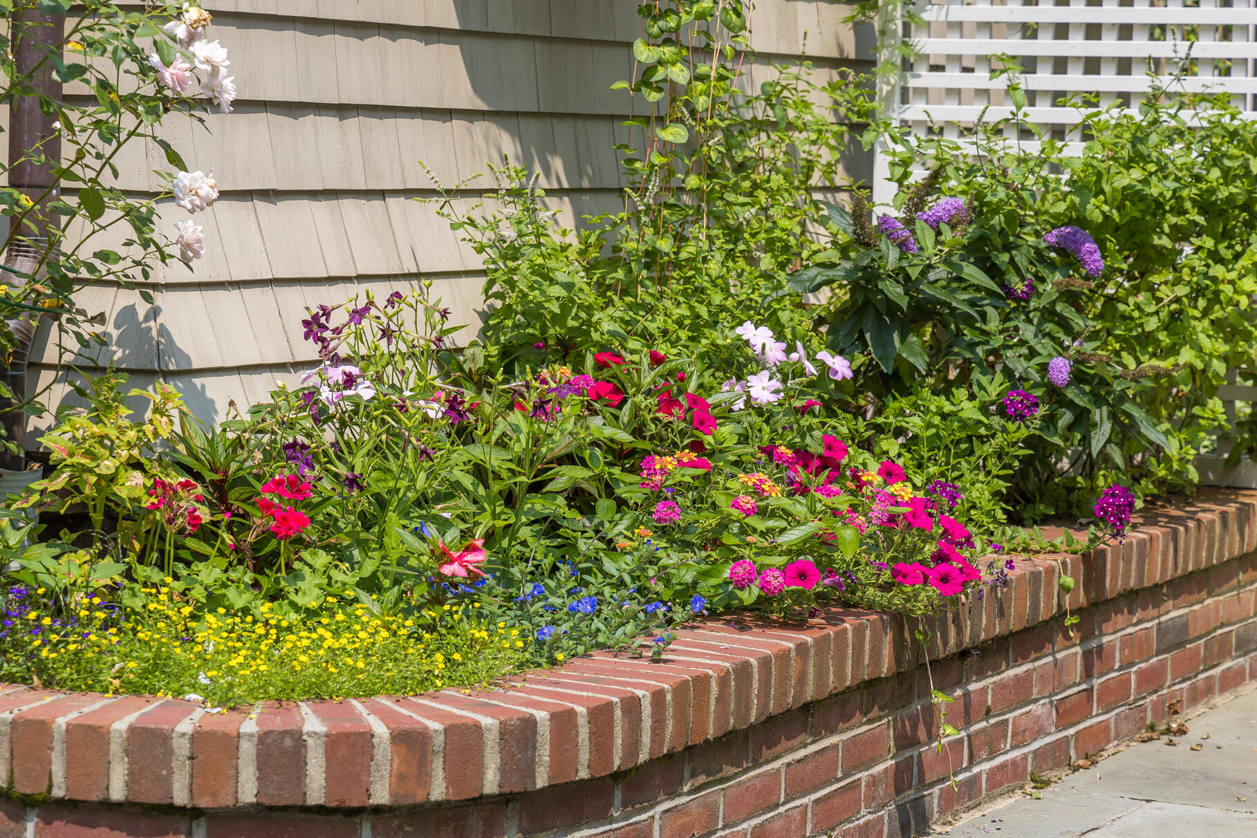 Osterville, Massachusetts 02655, United States, 5 Bedrooms Bedrooms, ,6 BathroomsBathrooms,Residential,Active,63682