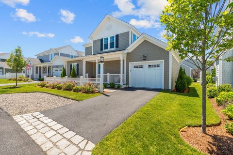 Photo of 77 Cobblestone Circle, Mashpee, MA 02649 (MLS # 22603045)