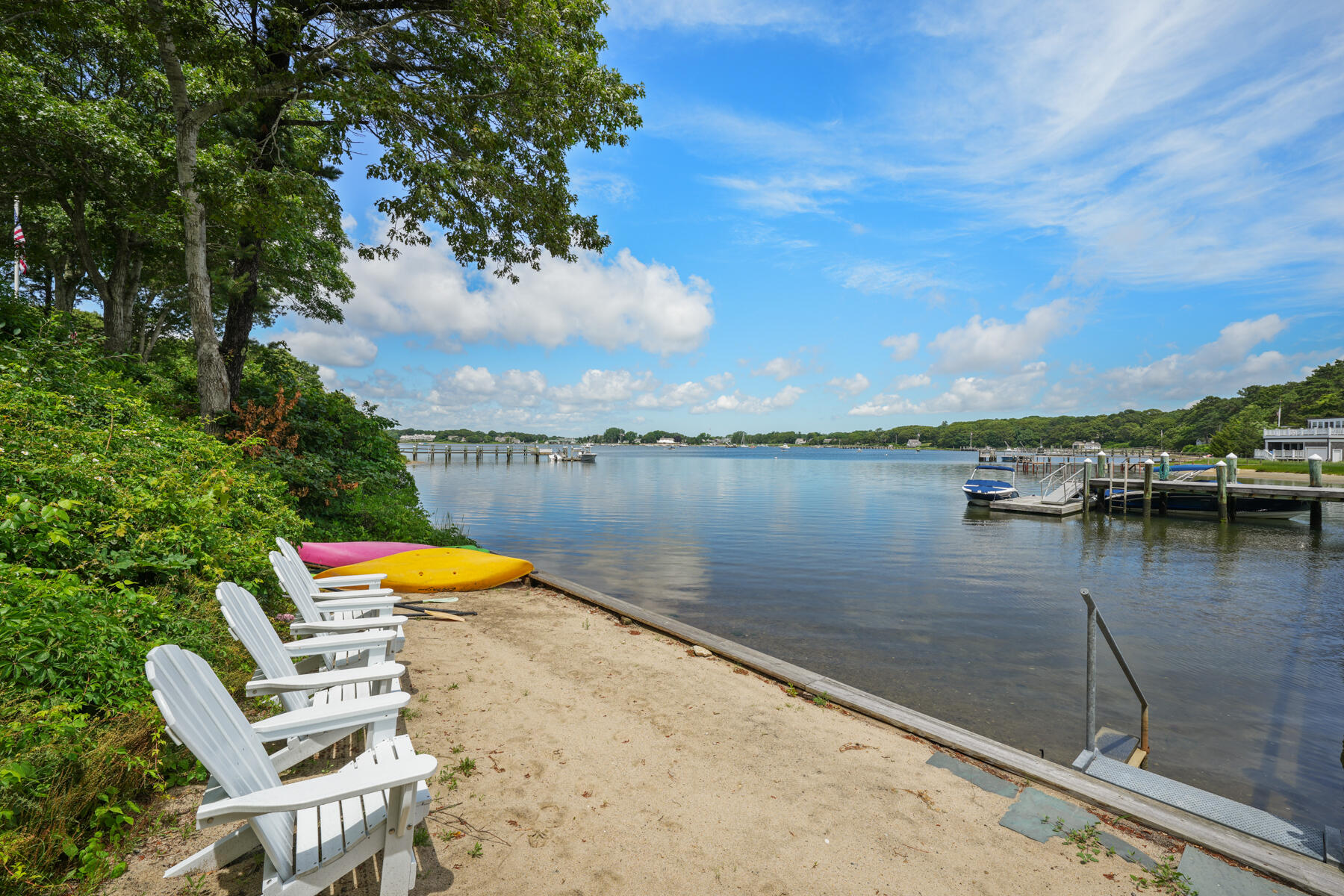 Osterville, Massachusetts 02655, United States, 5 Bedrooms Bedrooms, ,6 BathroomsBathrooms,Residential,Active,52979