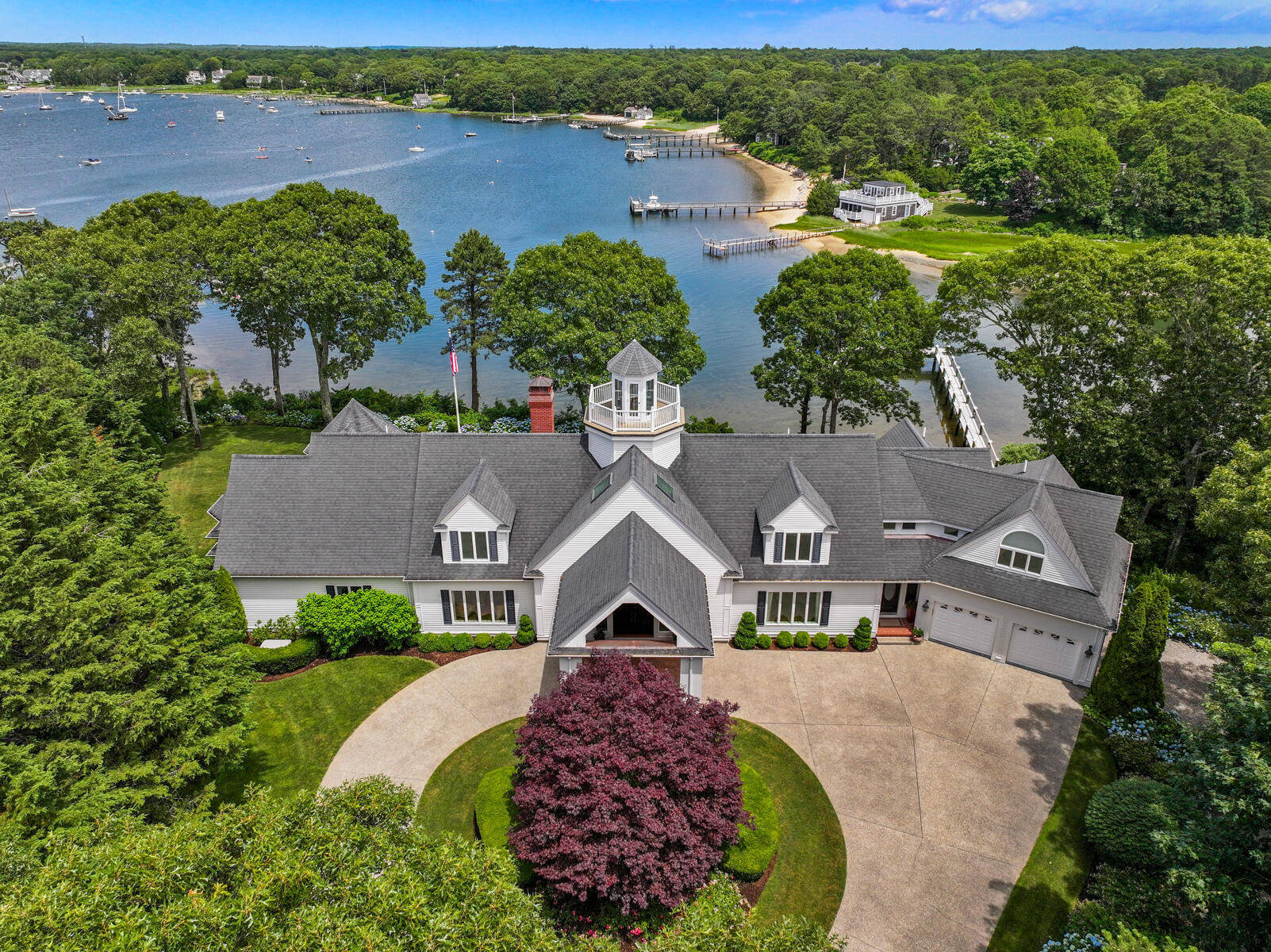 Osterville, Massachusetts 02655, United States, 5 Bedrooms Bedrooms, ,6 BathroomsBathrooms,Residential,Active,52979