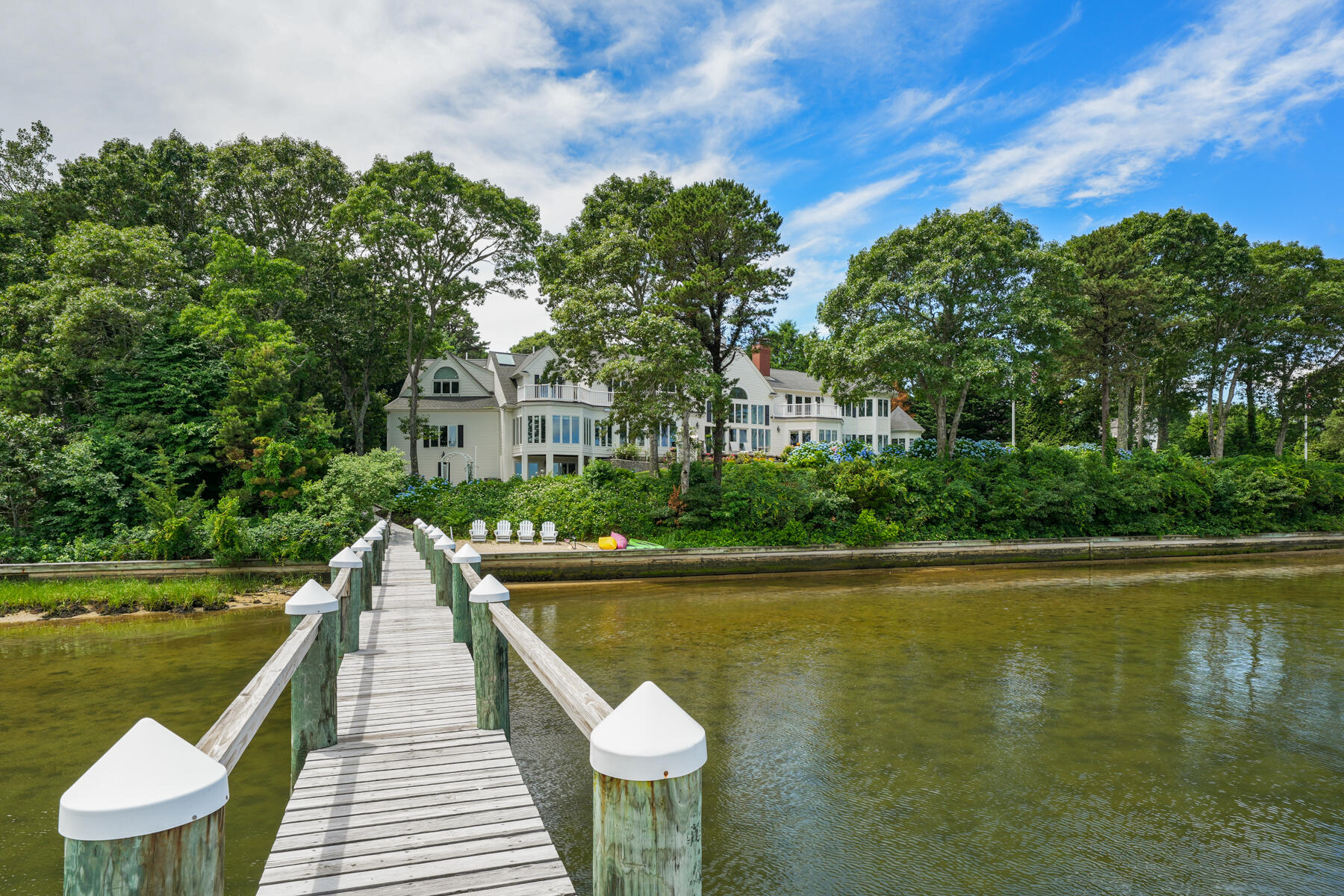 Osterville, Massachusetts 02655, United States, 5 Bedrooms Bedrooms, ,6 BathroomsBathrooms,Residential,Active,52979