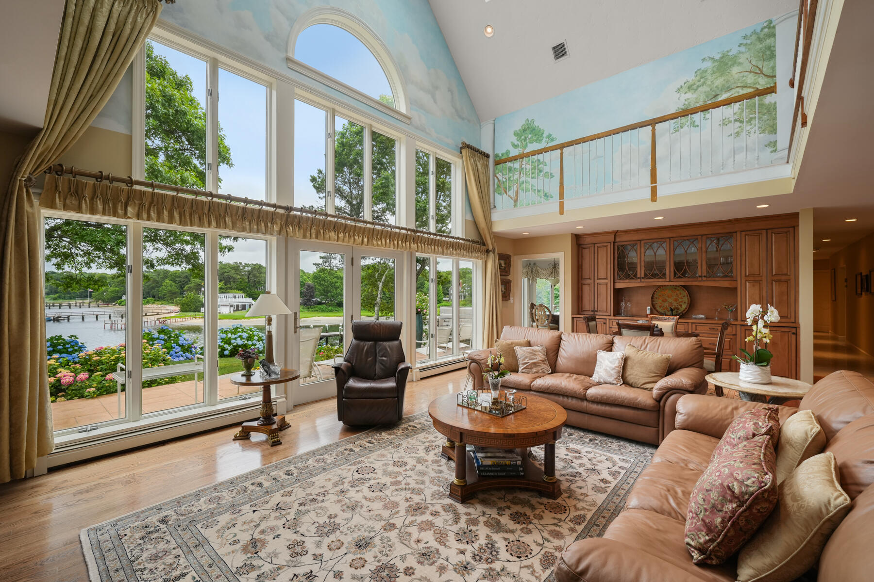 Osterville, Massachusetts 02655, United States, 5 Bedrooms Bedrooms, ,6 BathroomsBathrooms,Residential,Active,52979