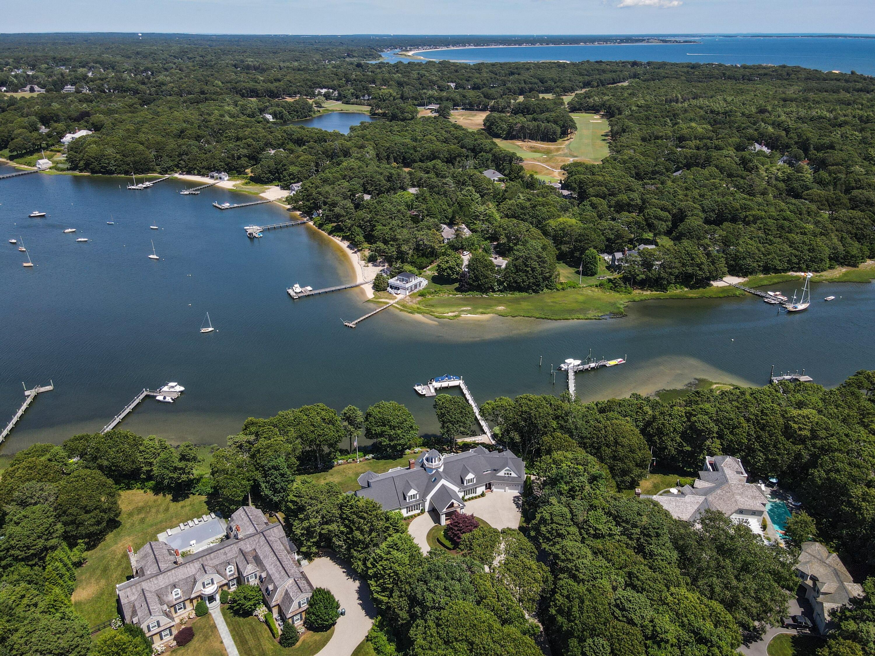 Osterville, Massachusetts 02655, United States, 5 Bedrooms Bedrooms, ,6 BathroomsBathrooms,Residential,Active,52979