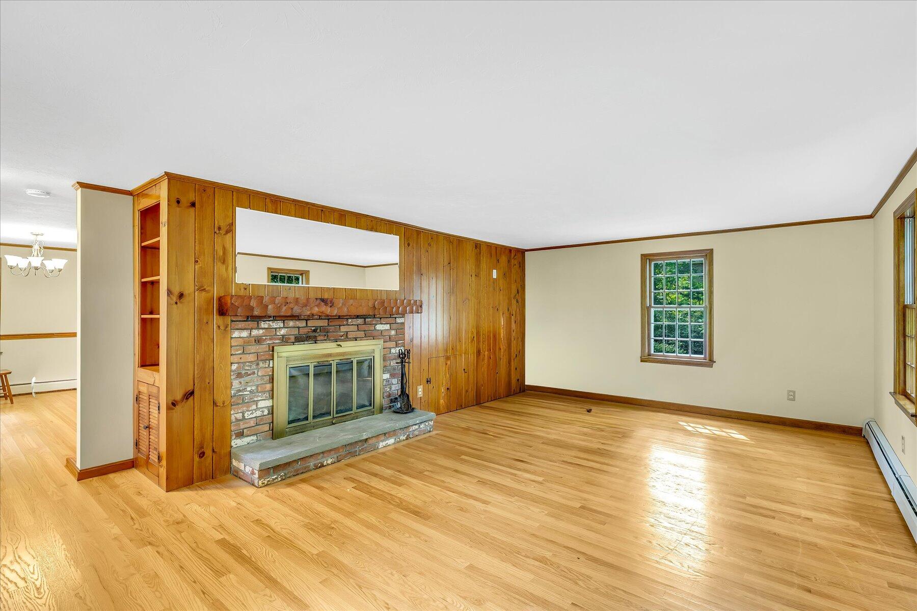 Sandwich, Massachusetts 02563, United States, 3 Bedrooms Bedrooms, ,2 BathroomsBathrooms,Residential,Active,220515