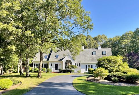 102 Waterford Drive, Cotuit, MA 02635 - MLS#: 22304371