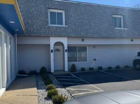 Photo of 460 Bearses Way #1, Hyannis, MA 02601 (MLS # 22601411)