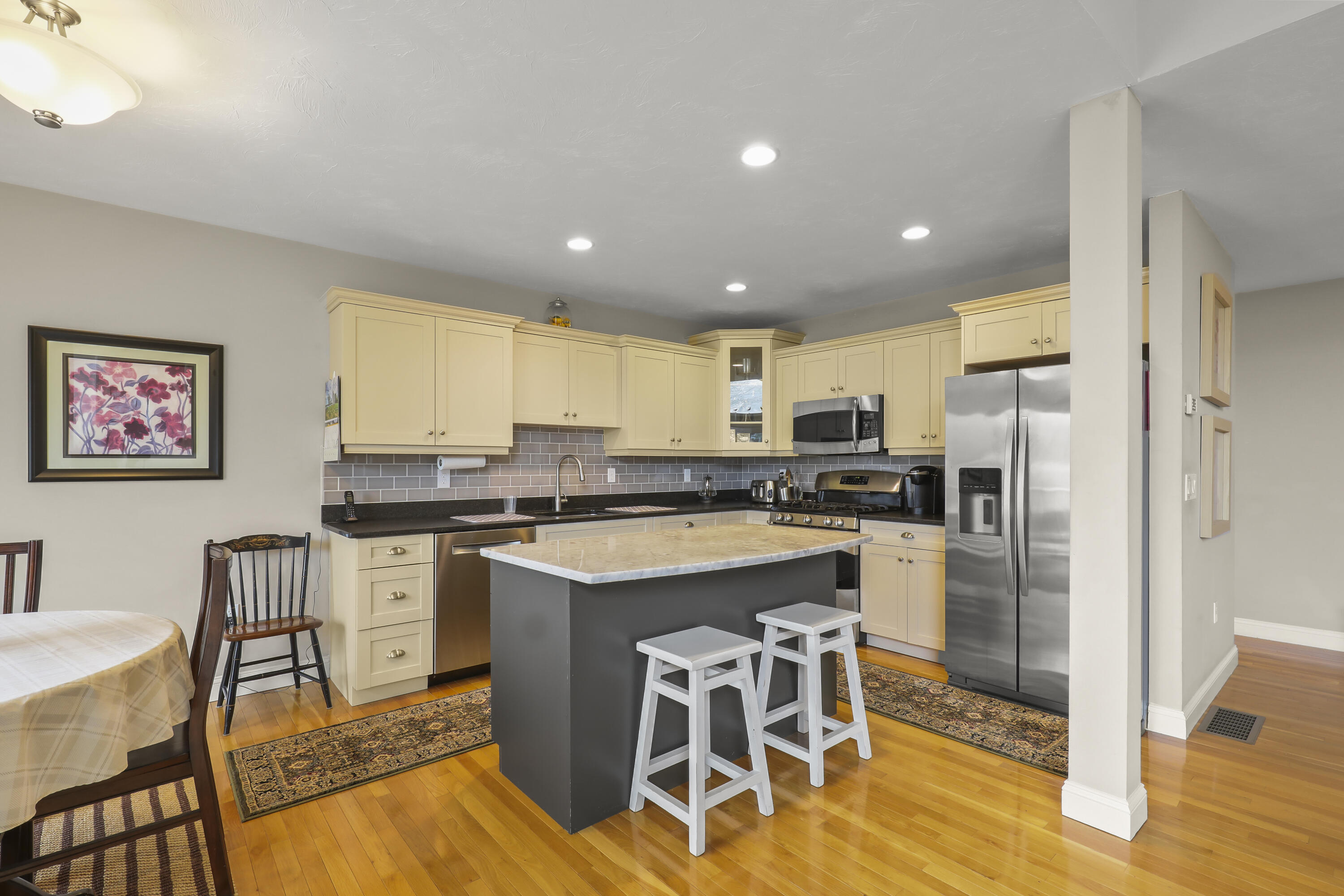 2 Amberwood Court UNIT 2