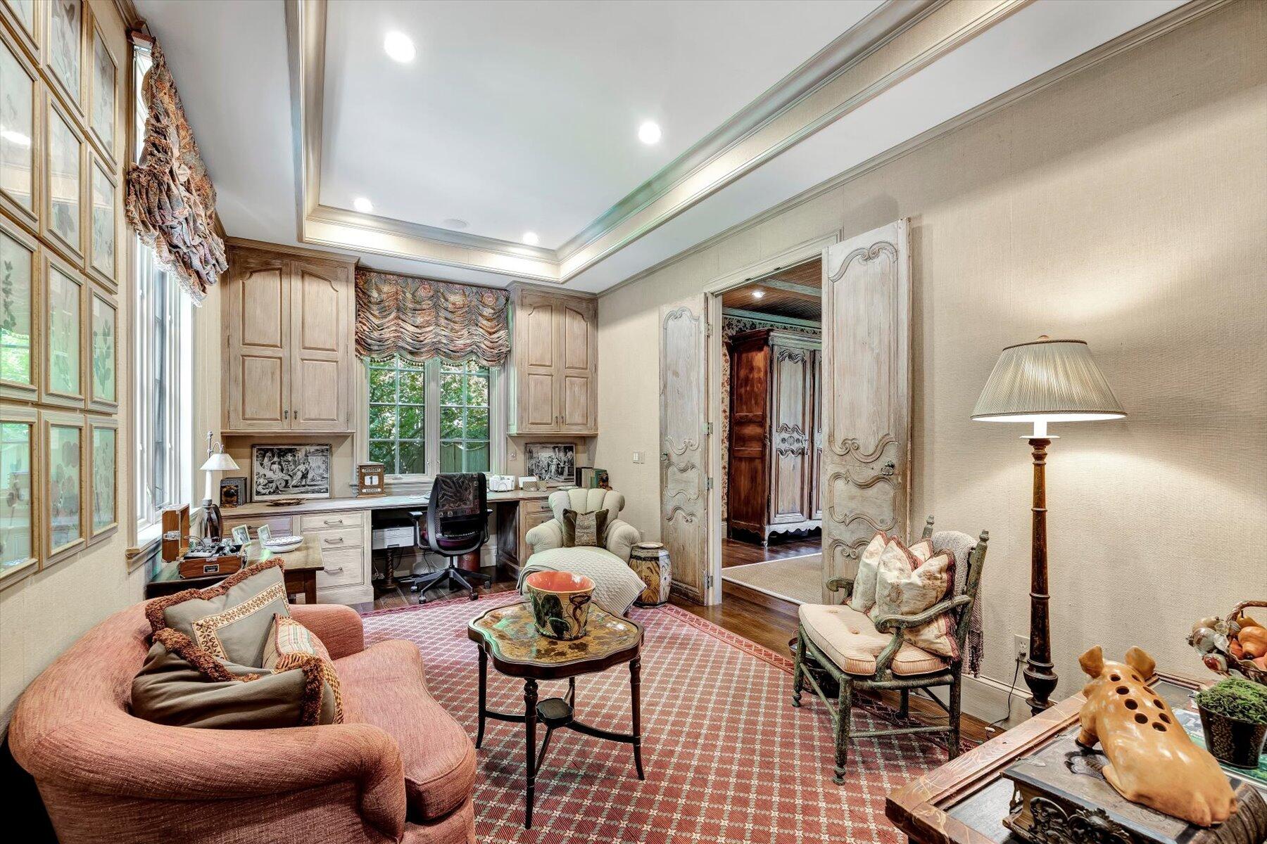 Cotuit, Massachusetts 02635, United States, 4 Bedrooms Bedrooms, ,5 BathroomsBathrooms,Residential,Active,49035