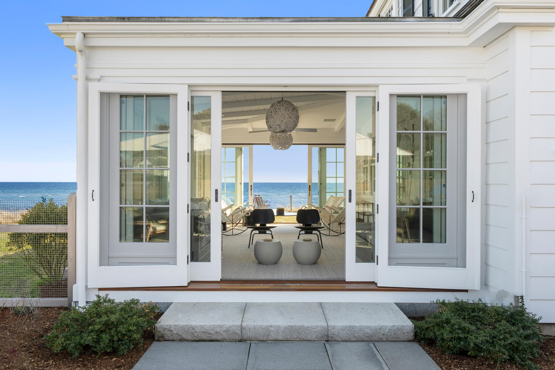 Hyannis Port, Massachusetts 02647, United States, 8 Bedrooms Bedrooms, ,6 BathroomsBathrooms,Residential,Active,110329