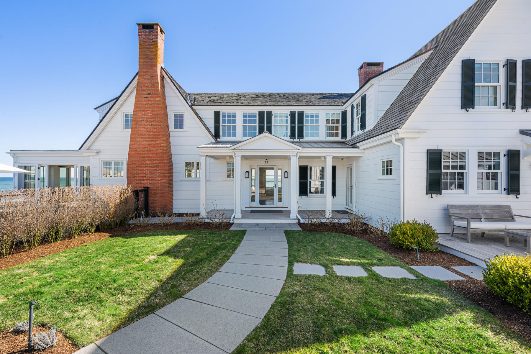 Hyannis Port, Massachusetts 02647, United States, 8 Bedrooms Bedrooms, ,6 BathroomsBathrooms,Residential,Active,110329