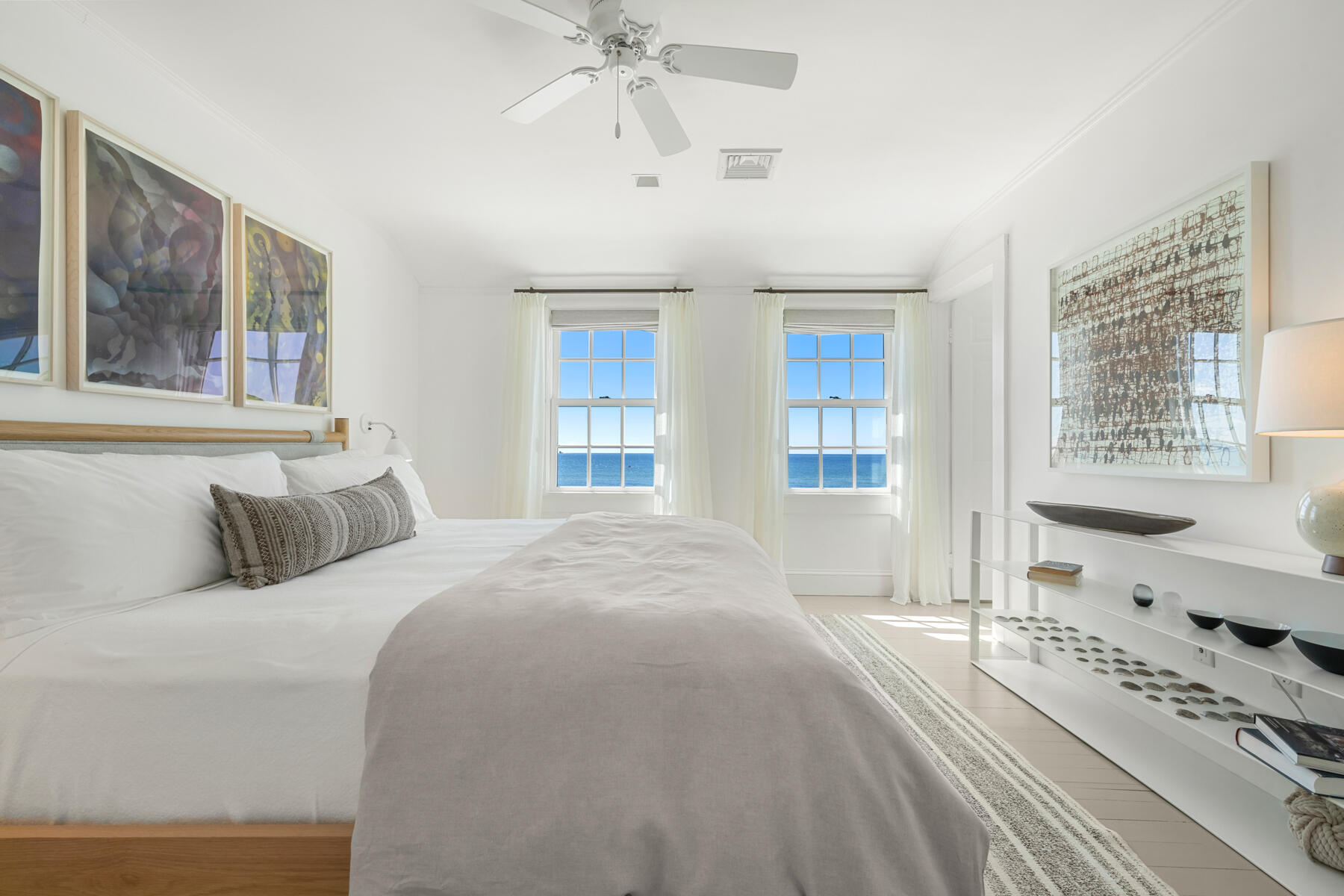 Hyannis Port, Massachusetts 02647, United States, 8 Bedrooms Bedrooms, ,6 BathroomsBathrooms,Residential,Active,110329