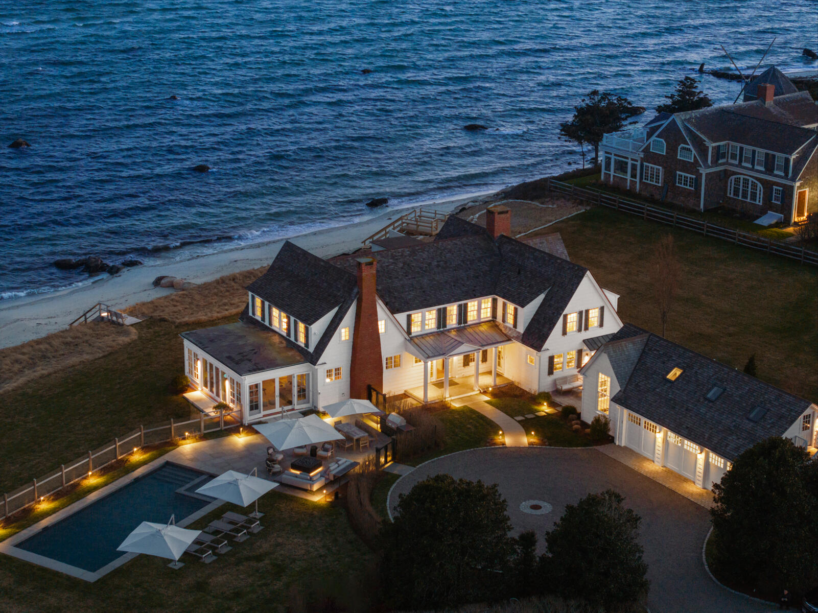 Hyannis Port, Massachusetts 02647, United States, 8 Bedrooms Bedrooms, ,6 BathroomsBathrooms,Residential,Active,110329