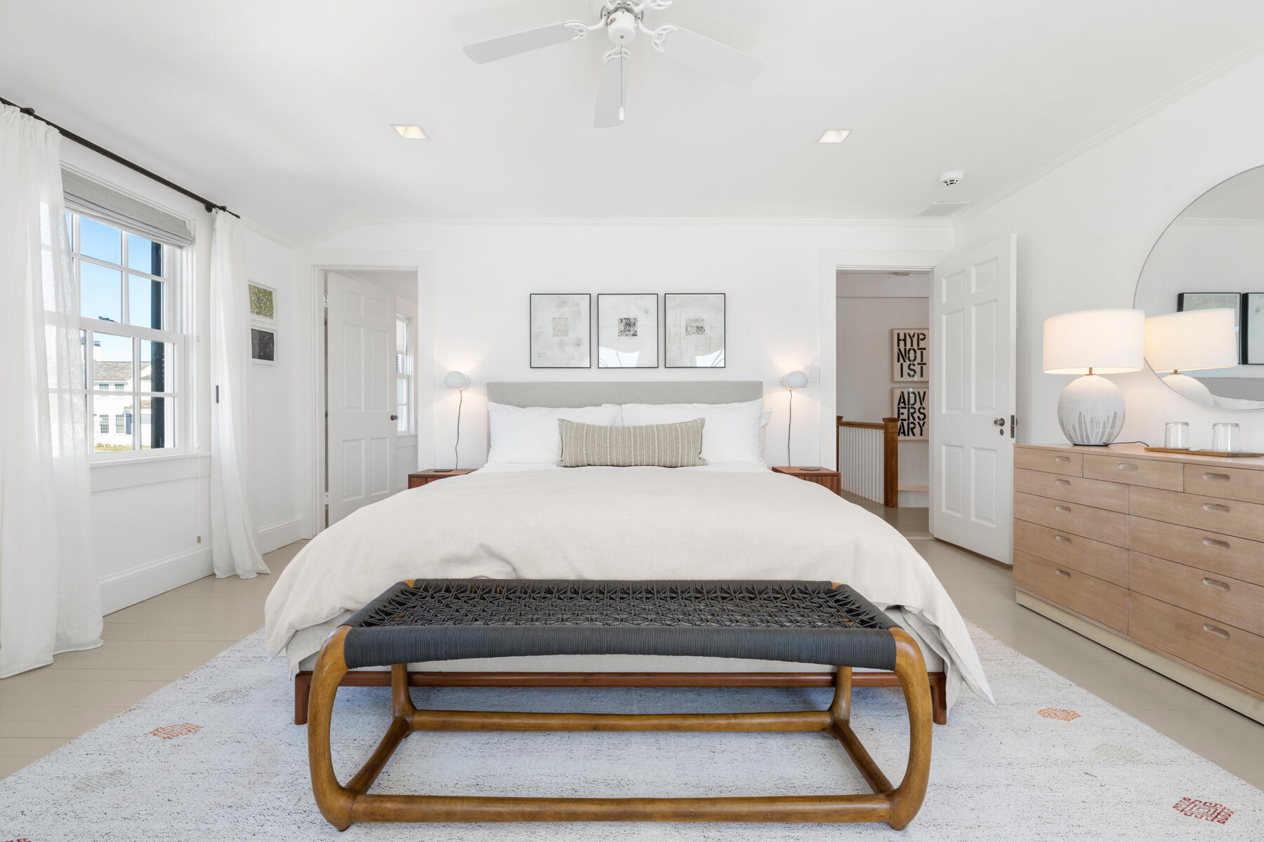 Hyannis Port, Massachusetts 02647, United States, 8 Bedrooms Bedrooms, ,6 BathroomsBathrooms,Residential,Active,110329