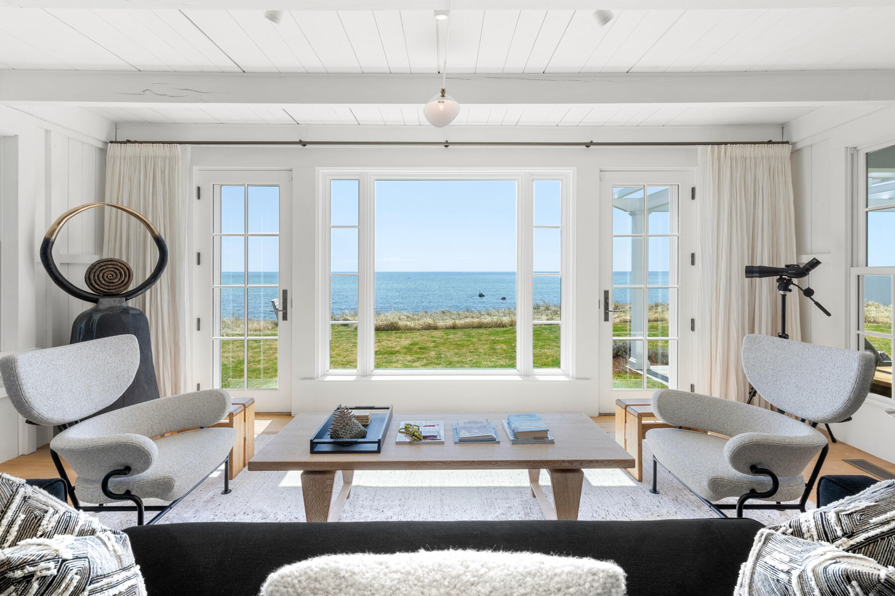 Hyannis Port, Massachusetts 02647, United States, 8 Bedrooms Bedrooms, ,6 BathroomsBathrooms,Residential,Active,110329