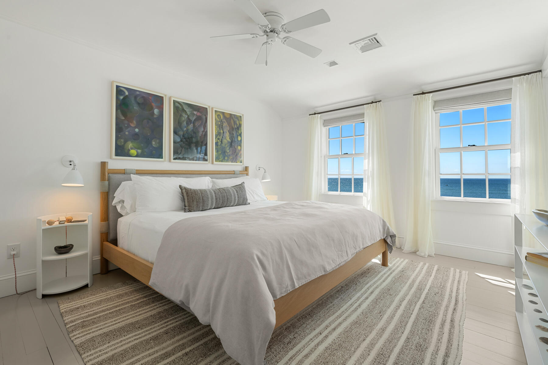 Hyannis Port, Massachusetts 02647, United States, 8 Bedrooms Bedrooms, ,6 BathroomsBathrooms,Residential,Active,110329