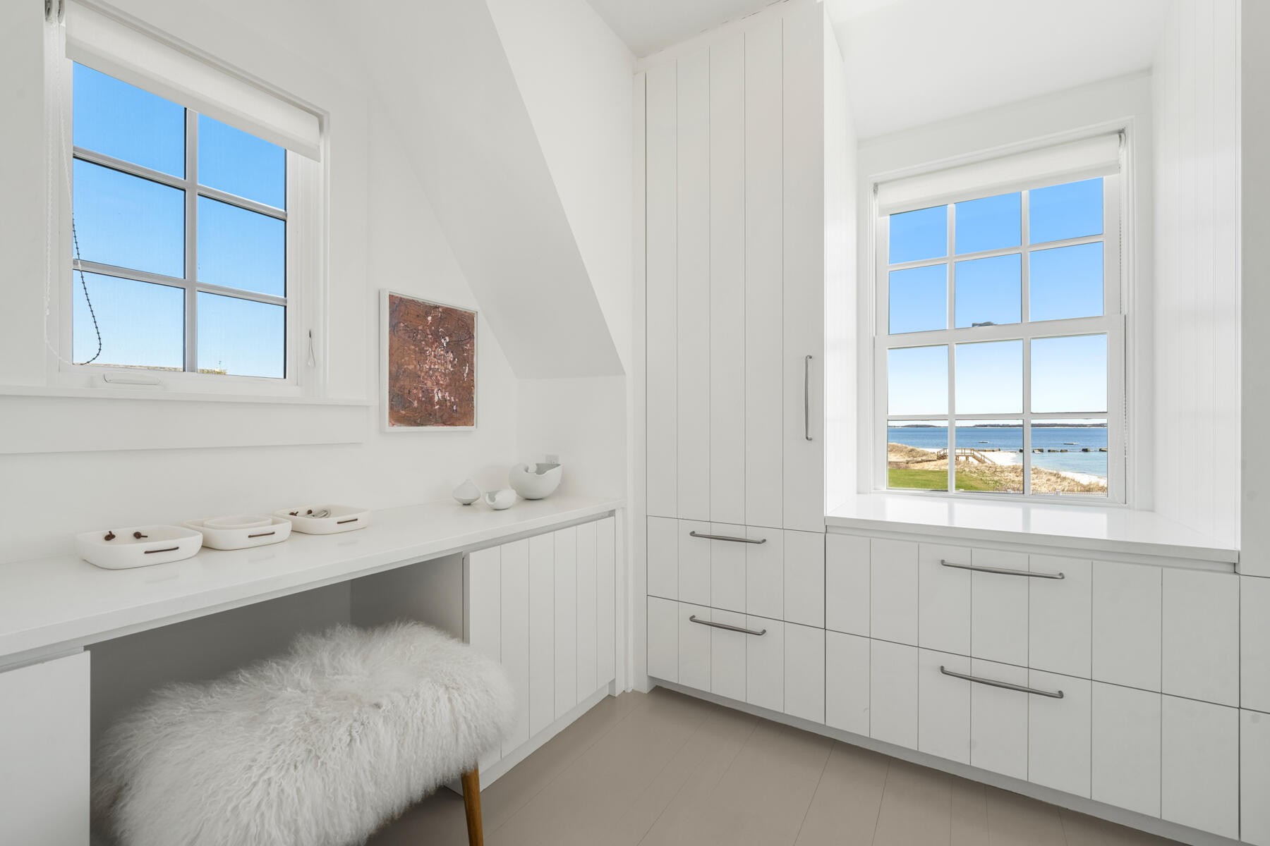 Hyannis Port, Massachusetts 02647, United States, 8 Bedrooms Bedrooms, ,6 BathroomsBathrooms,Residential,Active,110329