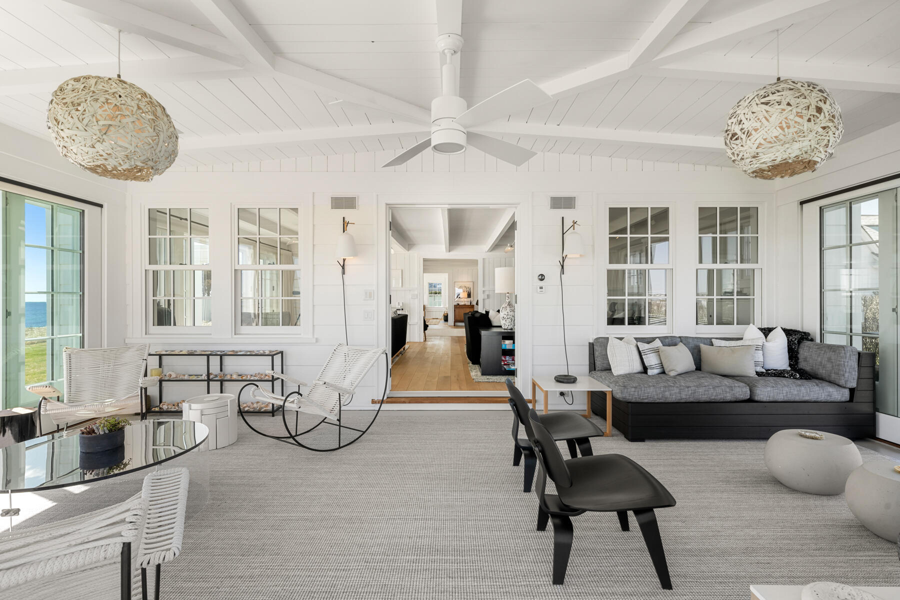 Hyannis Port, Massachusetts 02647, United States, 8 Bedrooms Bedrooms, ,6 BathroomsBathrooms,Residential,Active,110329