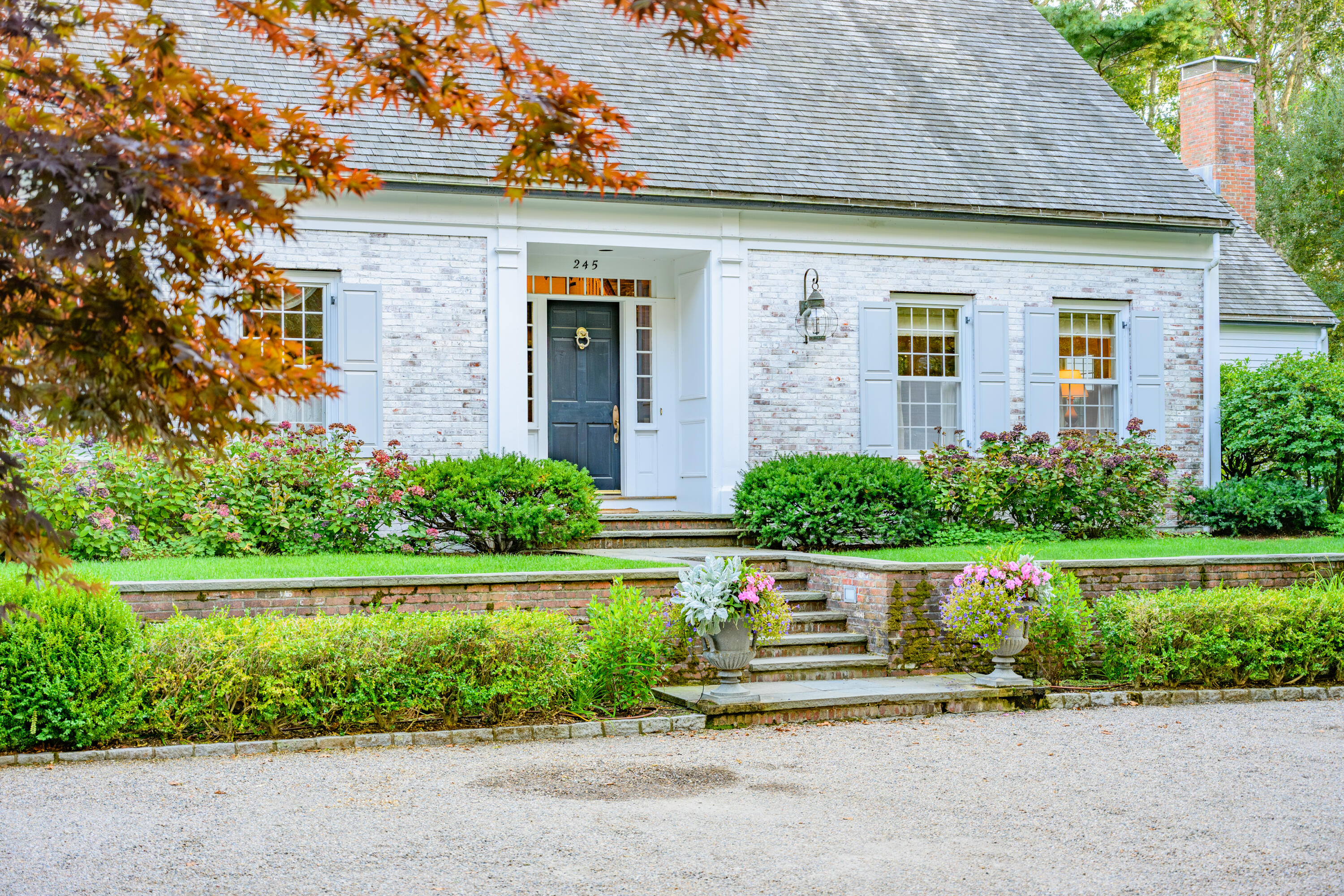 Osterville, Massachusetts 02655, United States, 5 Bedrooms Bedrooms, ,6 BathroomsBathrooms,Residential,Active,210380