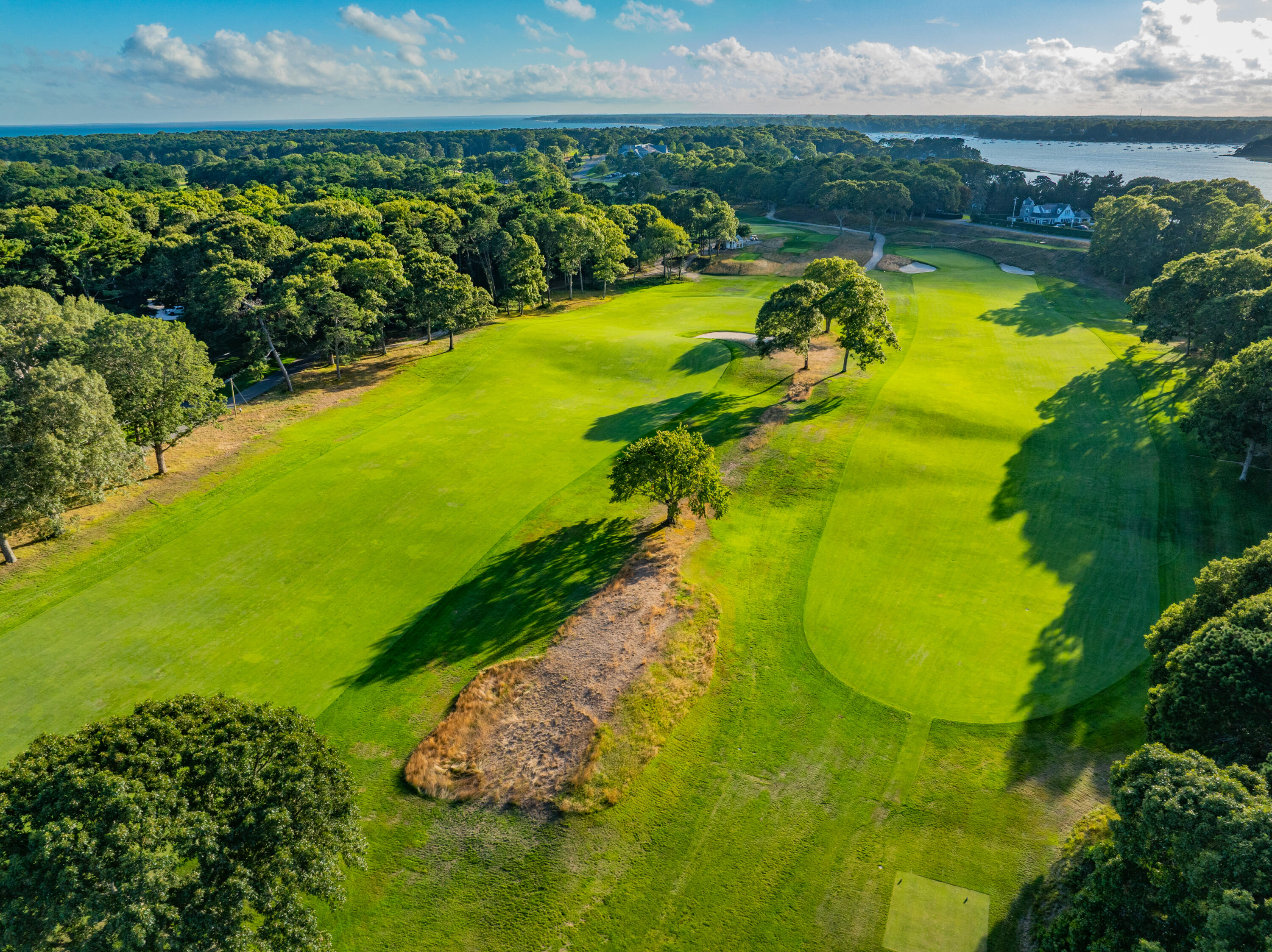 Osterville, Massachusetts 02655, United States, 5 Bedrooms Bedrooms, ,6 BathroomsBathrooms,Residential,Active,210380