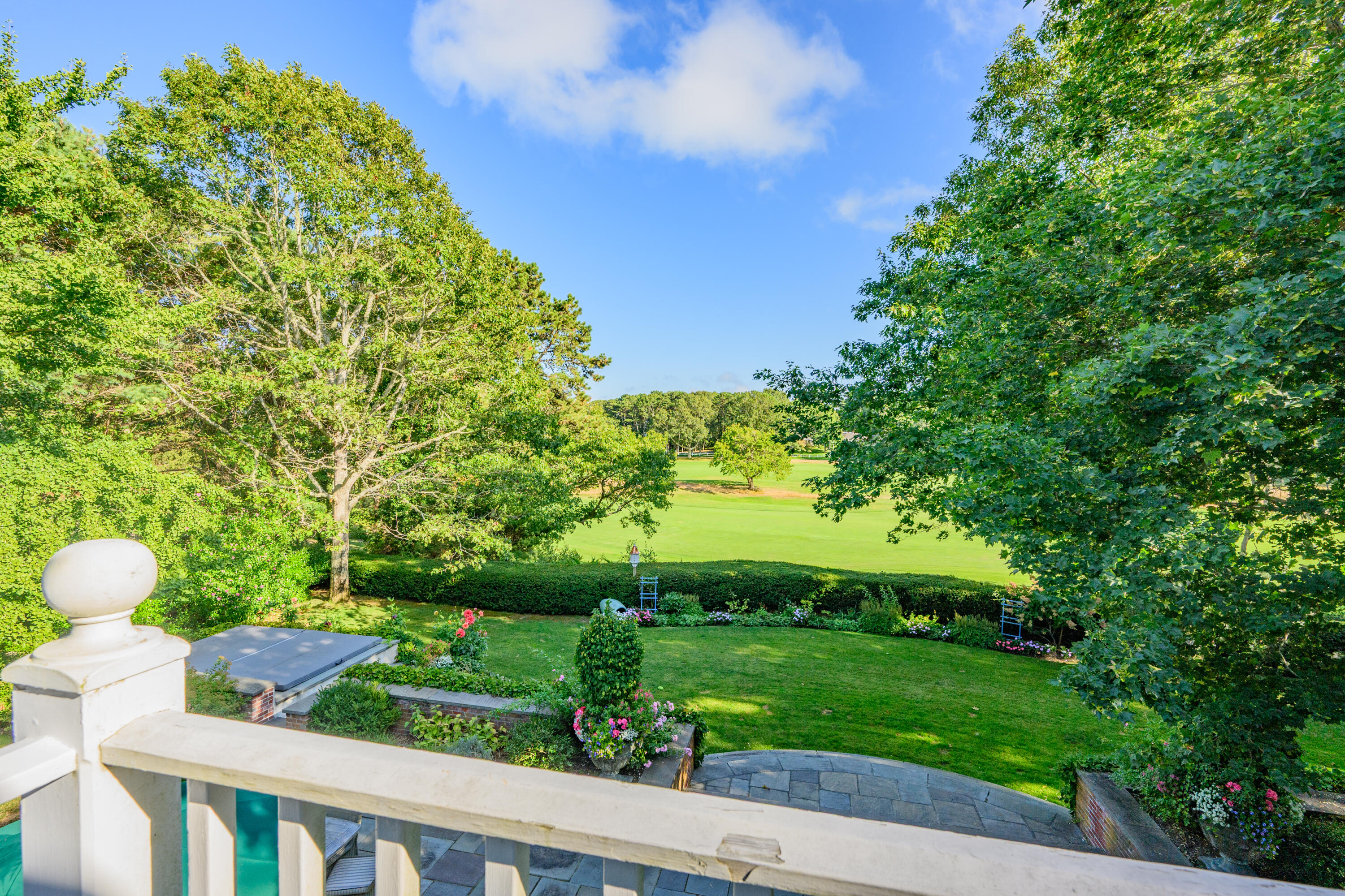 Osterville, Massachusetts 02655, United States, 5 Bedrooms Bedrooms, ,6 BathroomsBathrooms,Residential,Active,210380