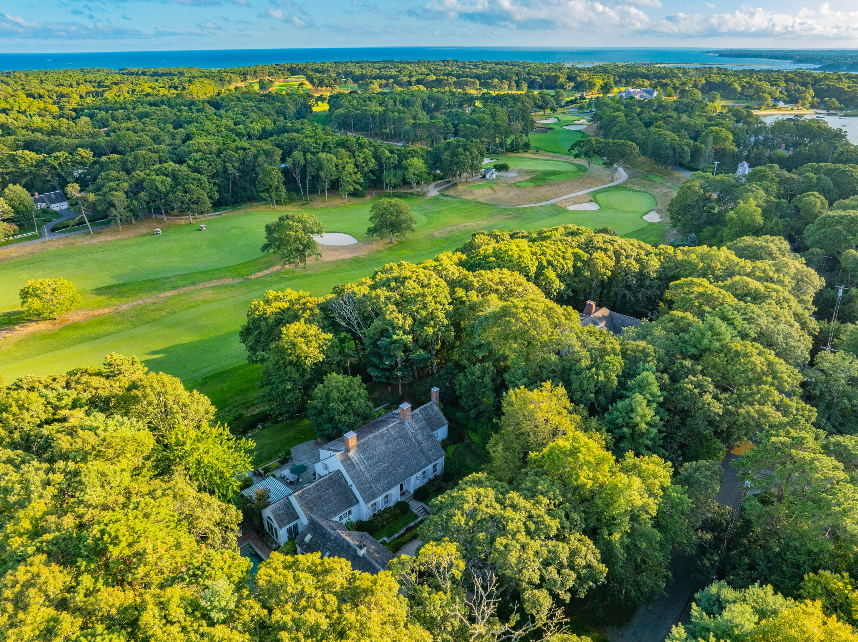 Osterville, Massachusetts 02655, United States, 5 Bedrooms Bedrooms, ,6 BathroomsBathrooms,Residential,Active,210380