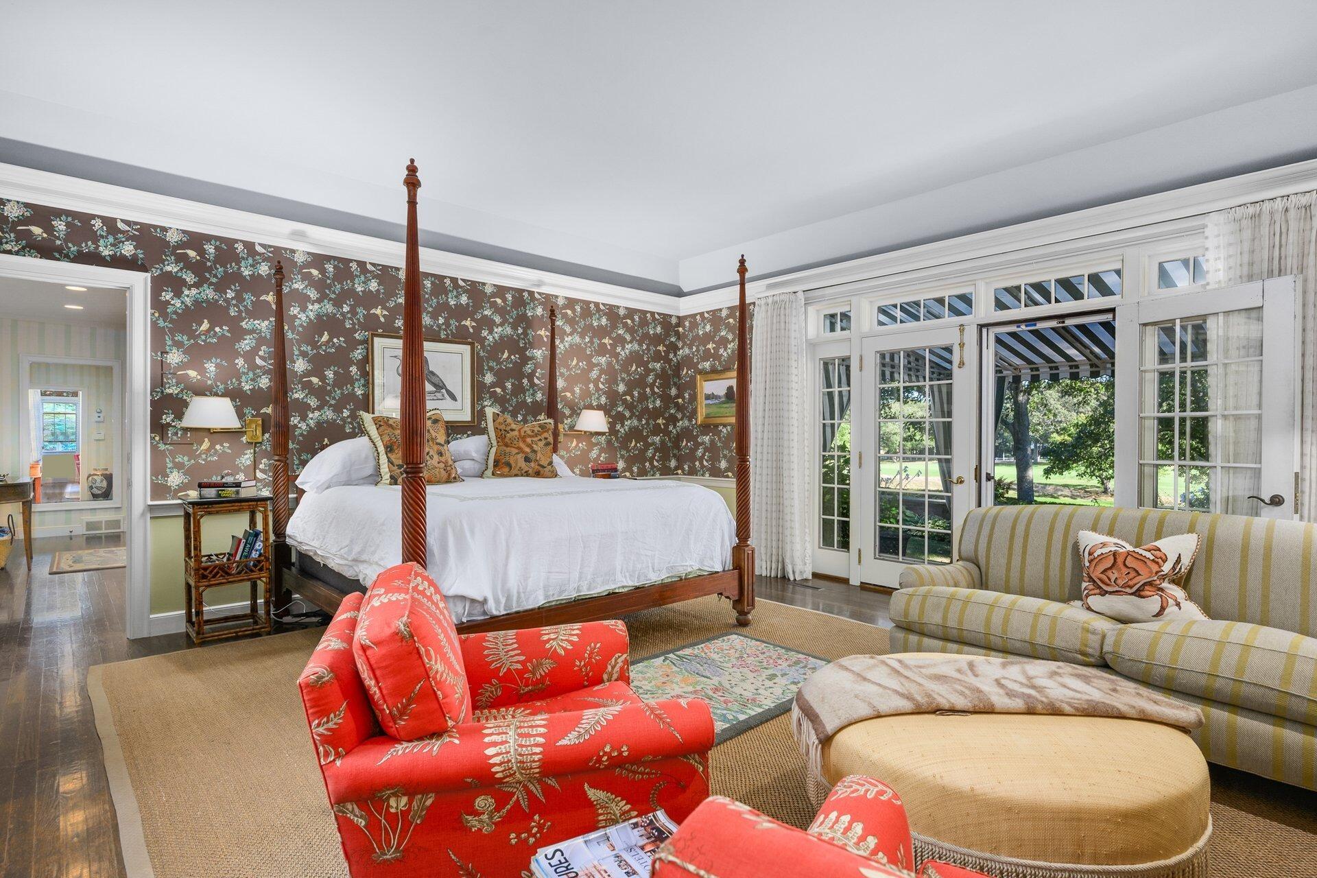 Osterville, Massachusetts 02655, United States, 5 Bedrooms Bedrooms, ,6 BathroomsBathrooms,Residential,Active,210380