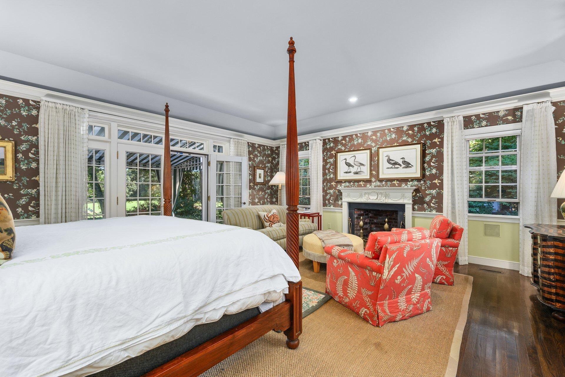 Osterville, Massachusetts 02655, United States, 5 Bedrooms Bedrooms, ,6 BathroomsBathrooms,Residential,Active,210380