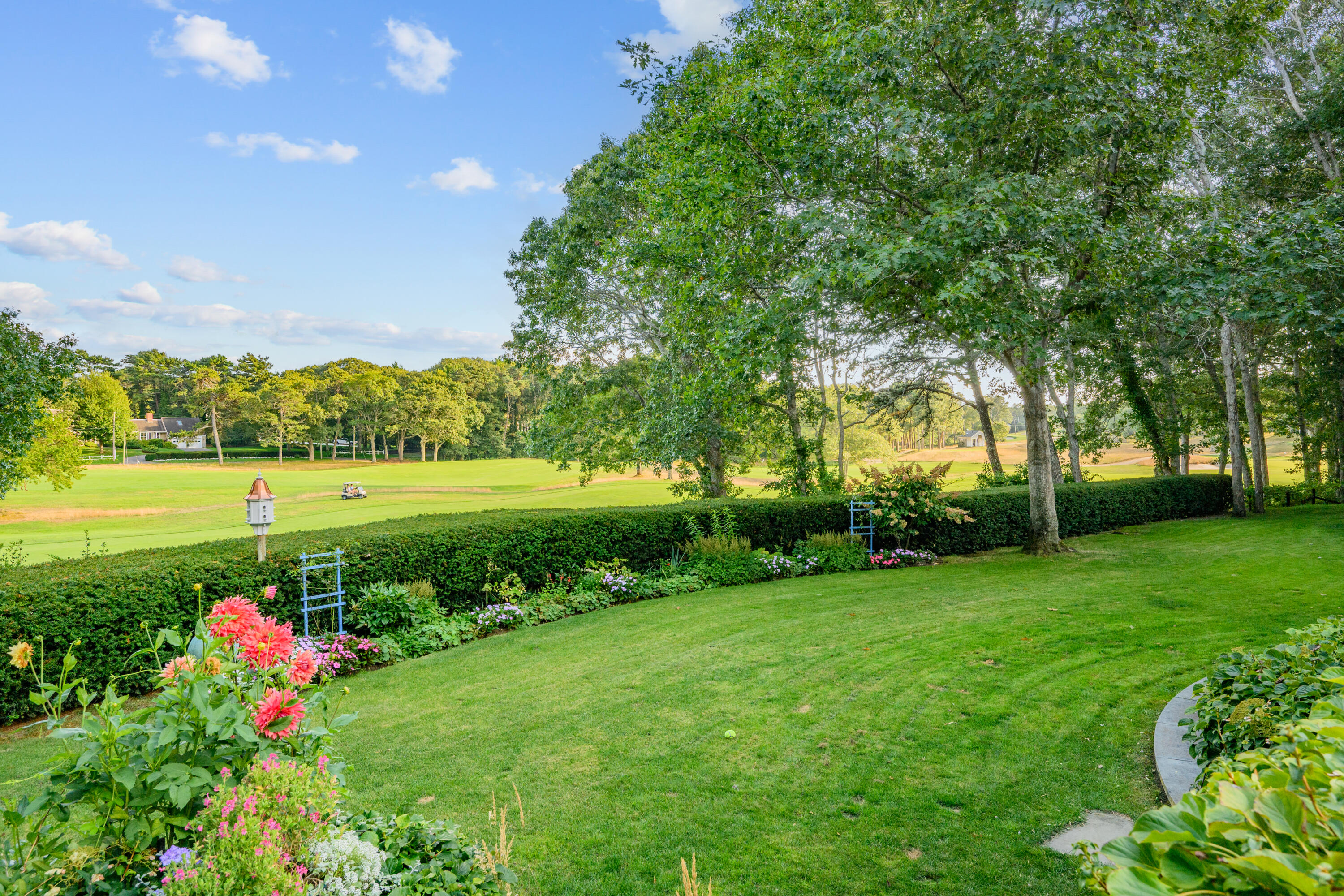 Osterville, Massachusetts 02655, United States, 5 Bedrooms Bedrooms, ,6 BathroomsBathrooms,Residential,Active,210380