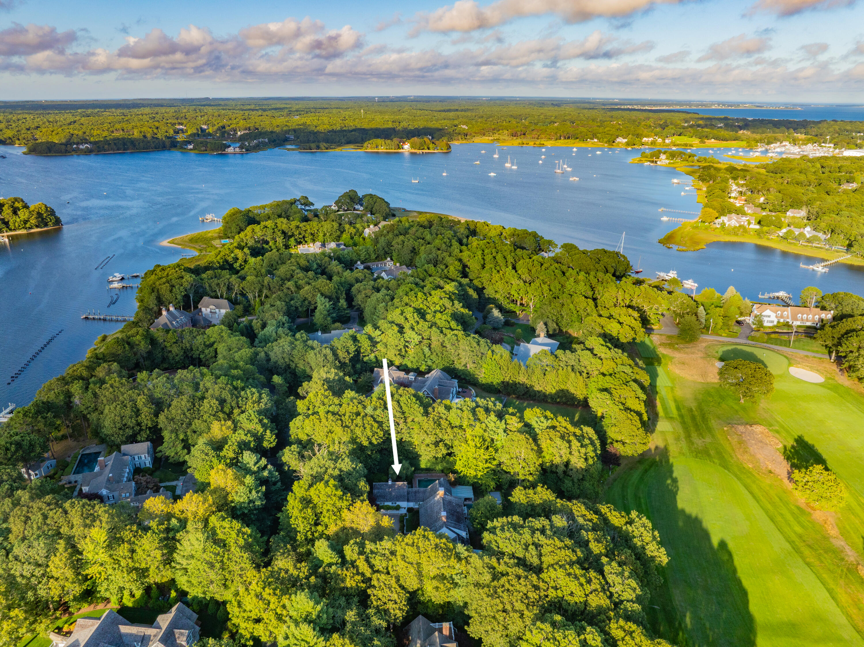 Osterville, Massachusetts 02655, United States, 5 Bedrooms Bedrooms, ,6 BathroomsBathrooms,Residential,Active,210380