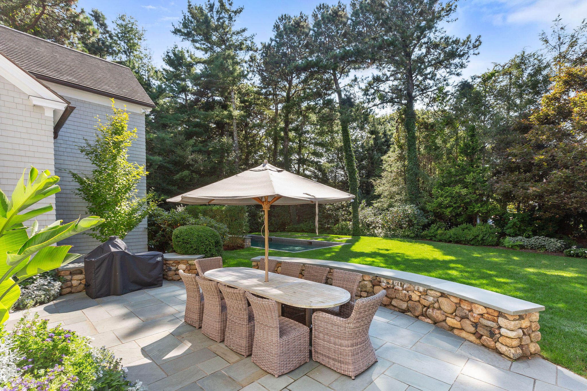 Osterville, Massachusetts 02655, United States, 7 Bedrooms Bedrooms, ,6 BathroomsBathrooms,Residential,Active,42757