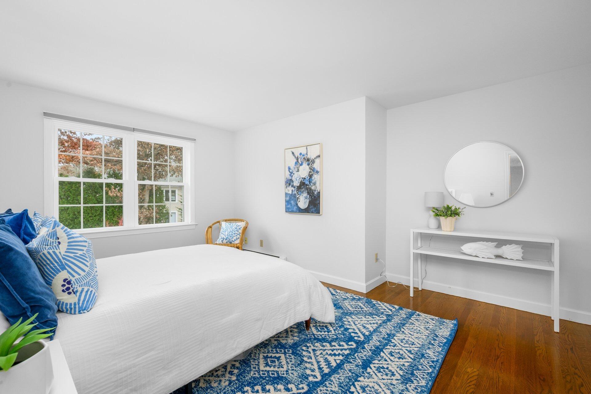 Cotuit, Massachusetts 02635, United States, 3 Bedrooms Bedrooms, ,3 BathroomsBathrooms,Residential,Active,248938