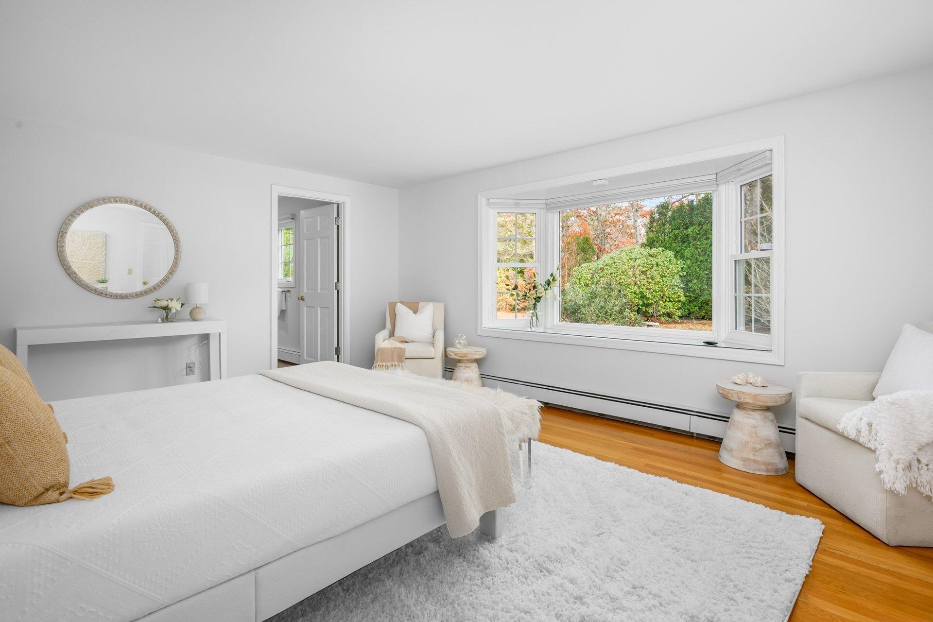 Cotuit, Massachusetts 02635, United States, 3 Bedrooms Bedrooms, ,3 BathroomsBathrooms,Residential,Active,248938