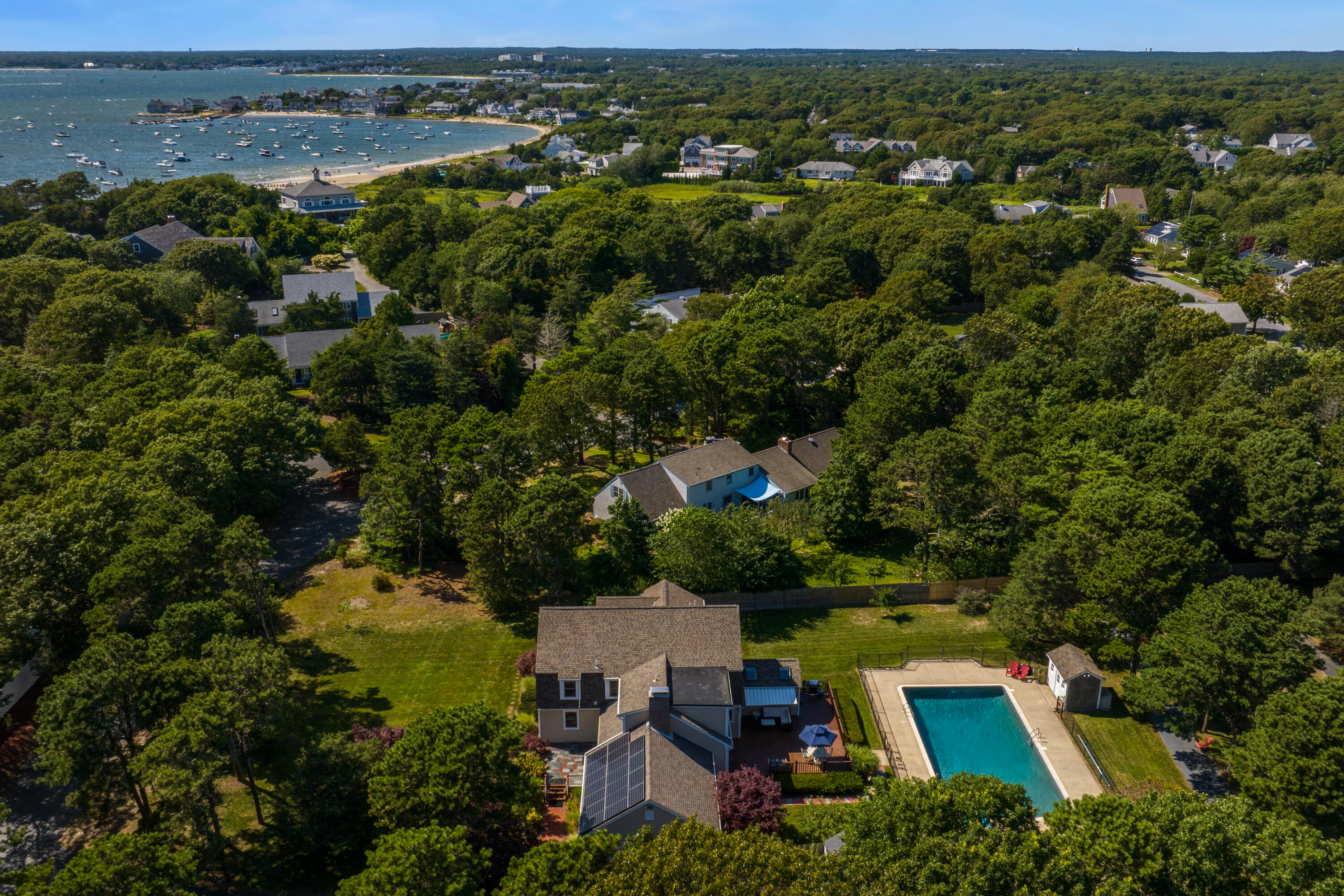 West Yarmouth, Massachusetts 02673, United States, 6 Bedrooms Bedrooms, ,6 BathroomsBathrooms,Residential,Active,47354
