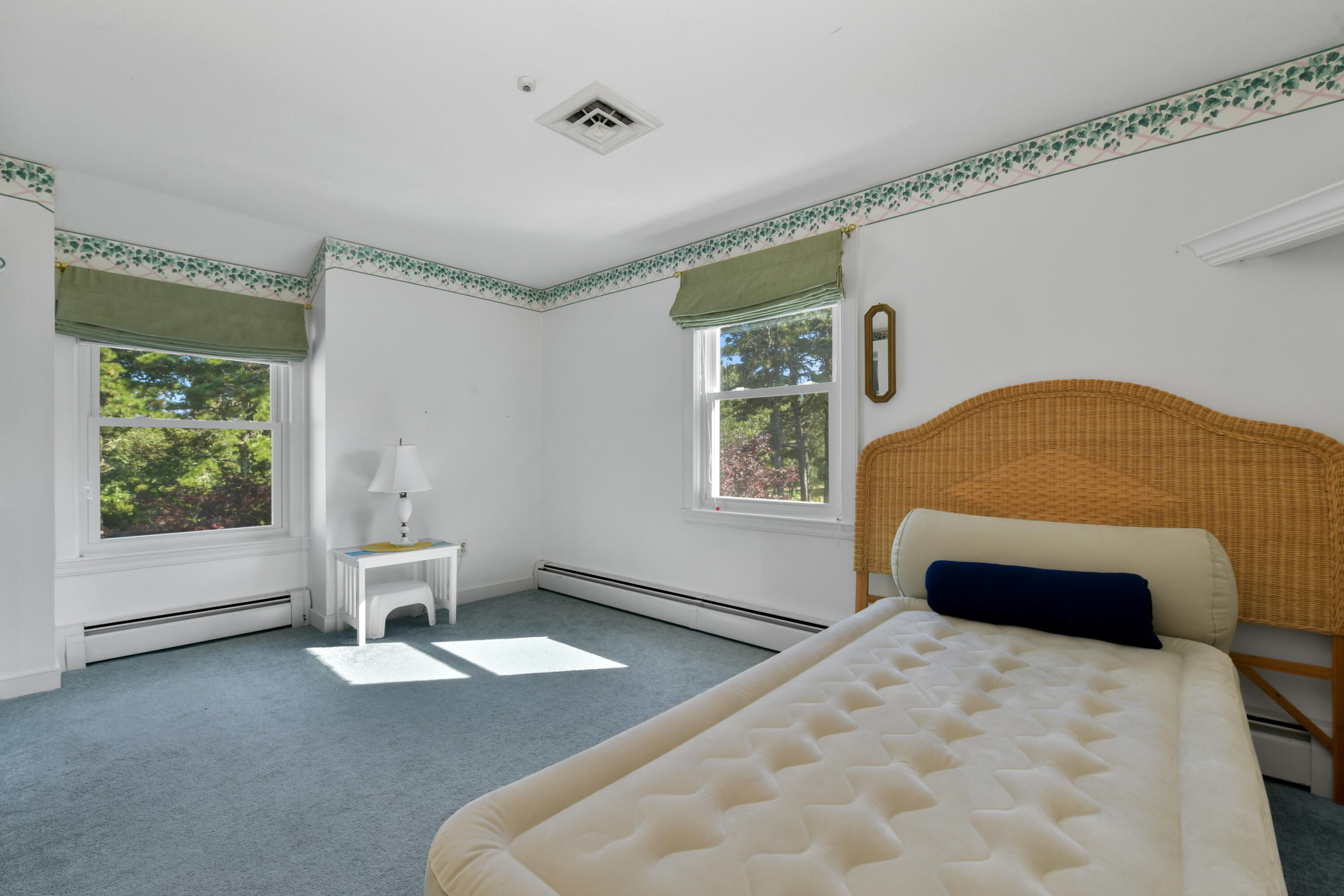 West Yarmouth, Massachusetts 02673, United States, 6 Bedrooms Bedrooms, ,6 BathroomsBathrooms,Residential,Active,47354