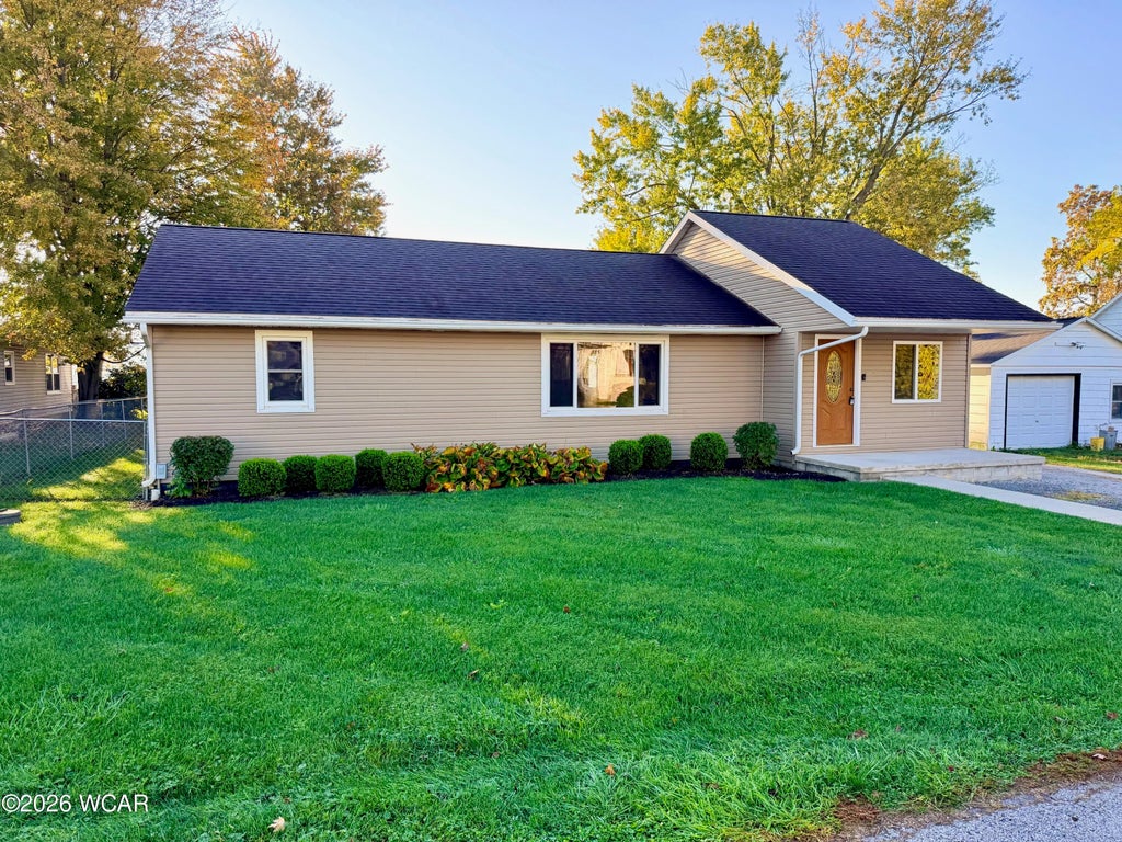 Photo of 5225 Norfolk Street, Lima, OH 45806 (MLS # 312002)
