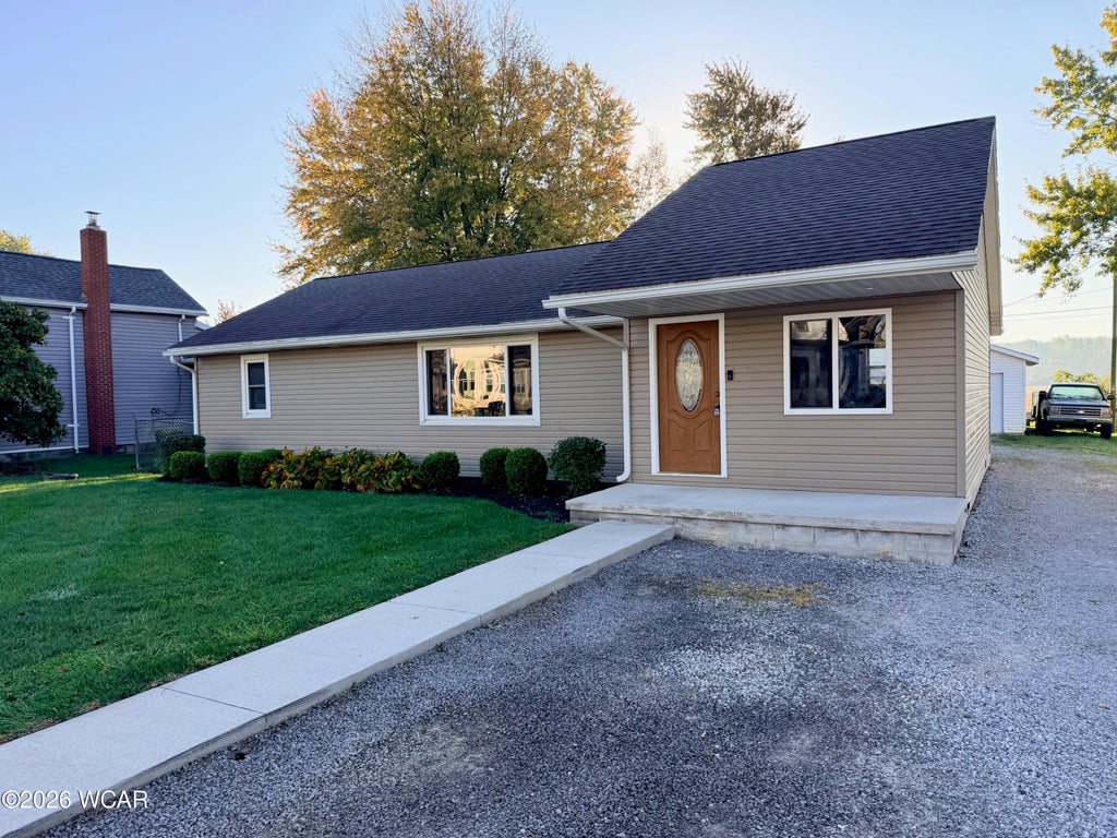 Photo of 5225 Norfolk Street, Lima, OH 45806 (MLS # 312002)