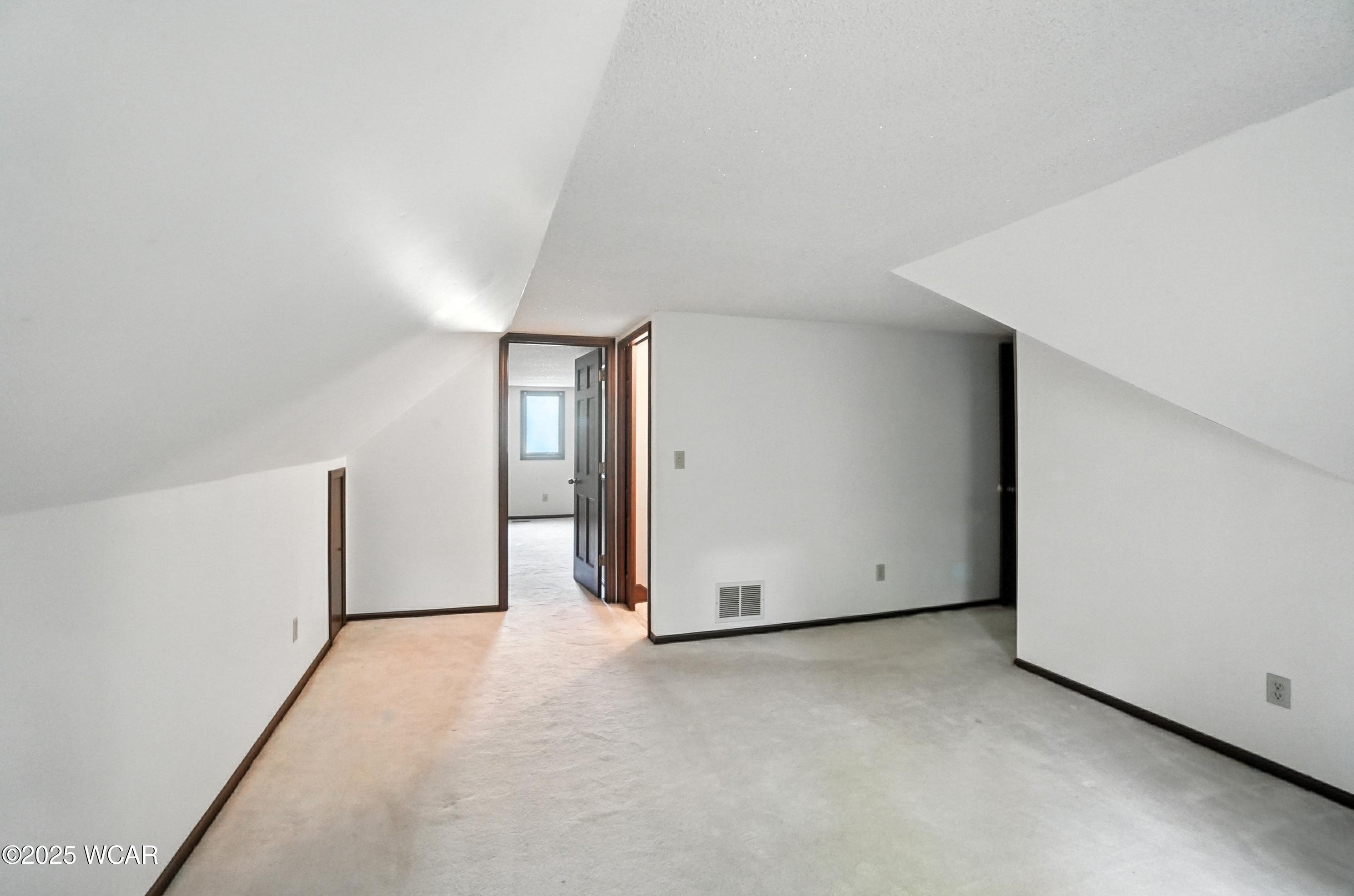 Lima, Ohio 45801, United States, 4 Bedrooms Bedrooms, ,3 BathroomsBathrooms,Residential,Active,173339