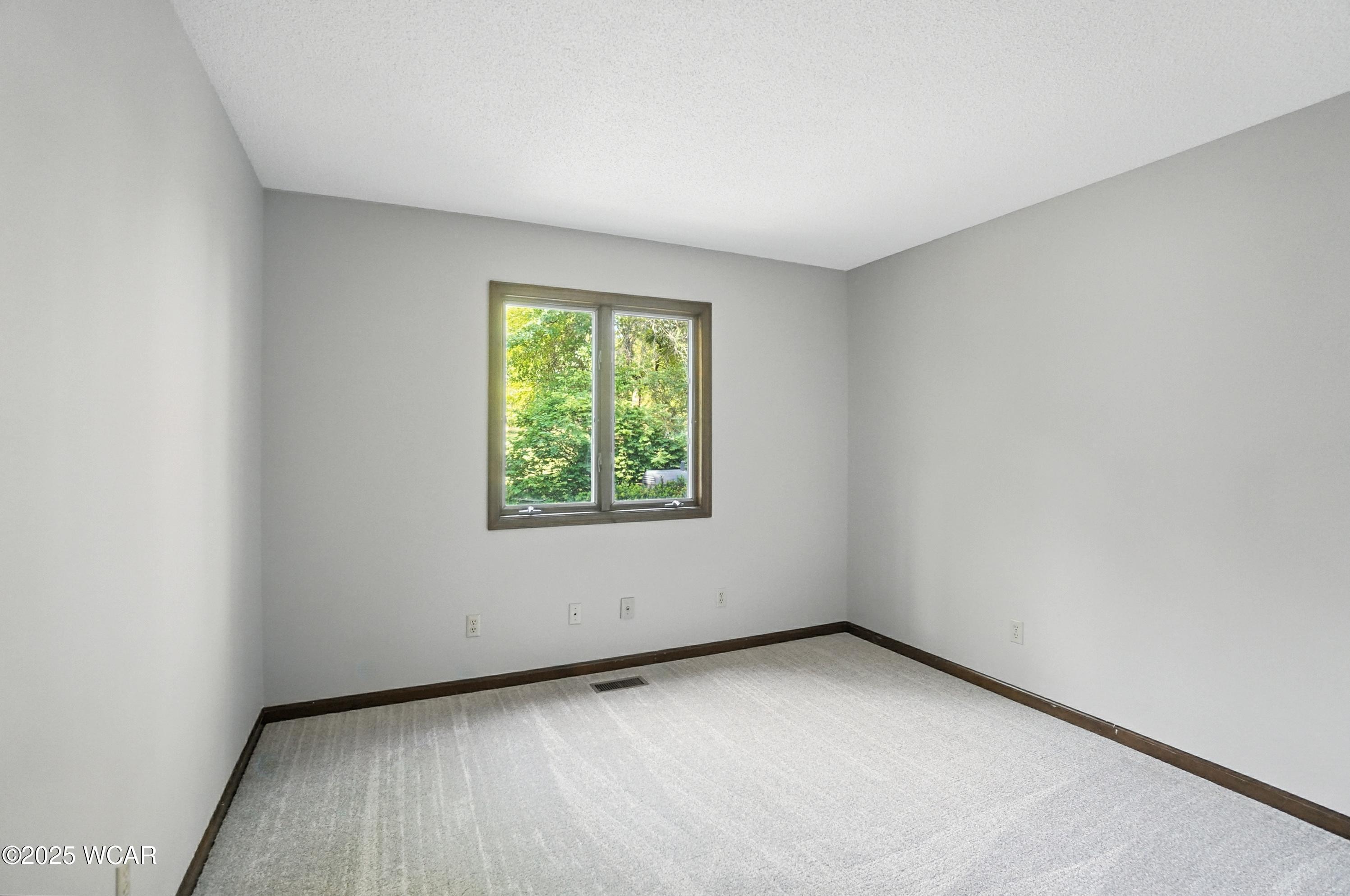 Lima, Ohio 45801, United States, 4 Bedrooms Bedrooms, ,3 BathroomsBathrooms,Residential,Active,173339