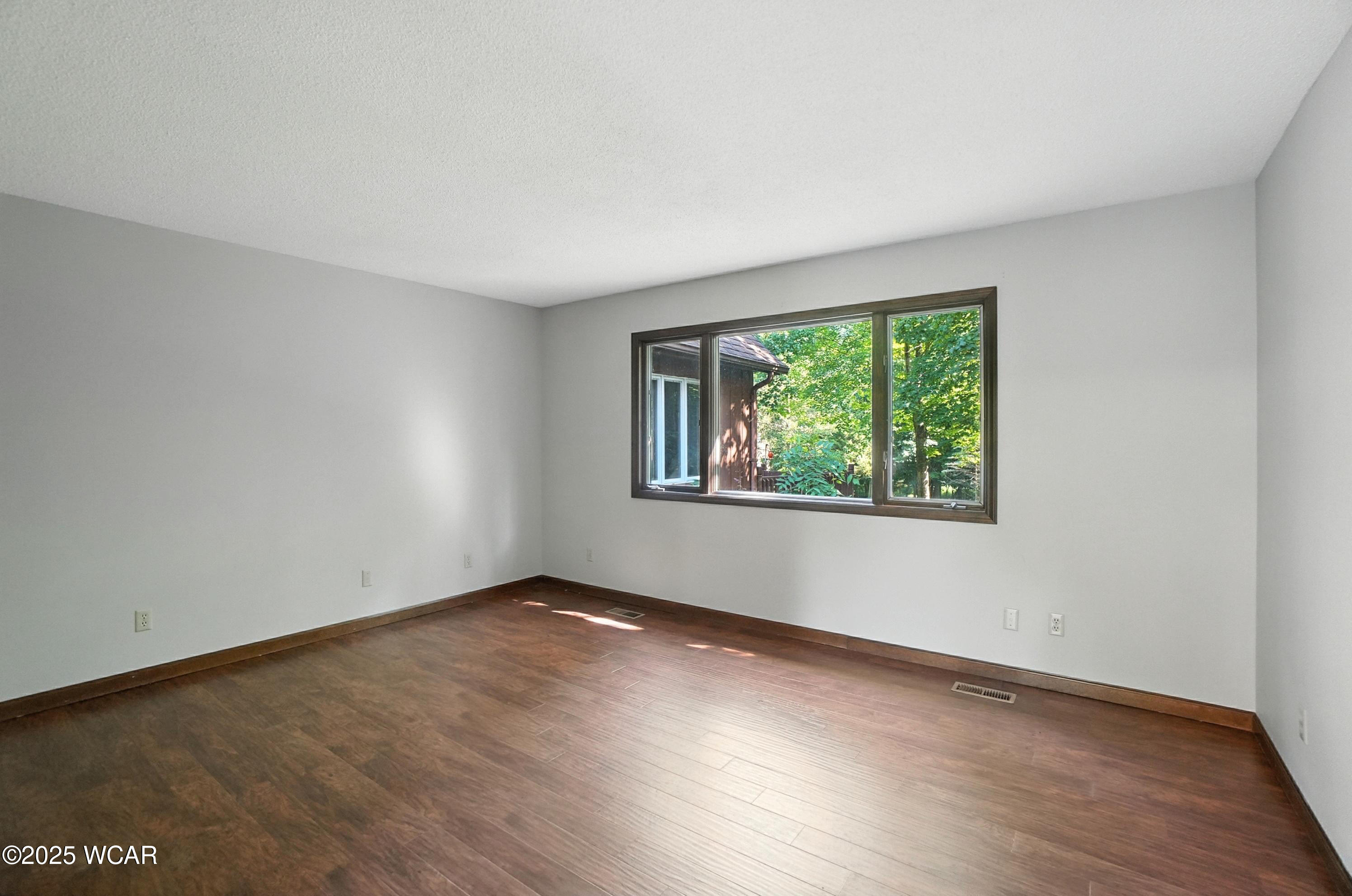 Lima, Ohio 45801, United States, 4 Bedrooms Bedrooms, ,3 BathroomsBathrooms,Residential,Active,173339