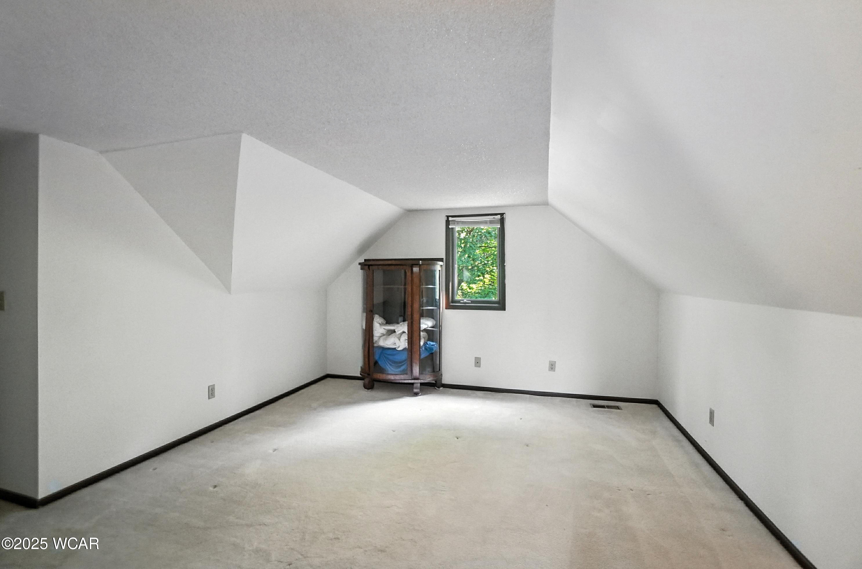 Lima, Ohio 45801, United States, 4 Bedrooms Bedrooms, ,3 BathroomsBathrooms,Residential,Active,173339