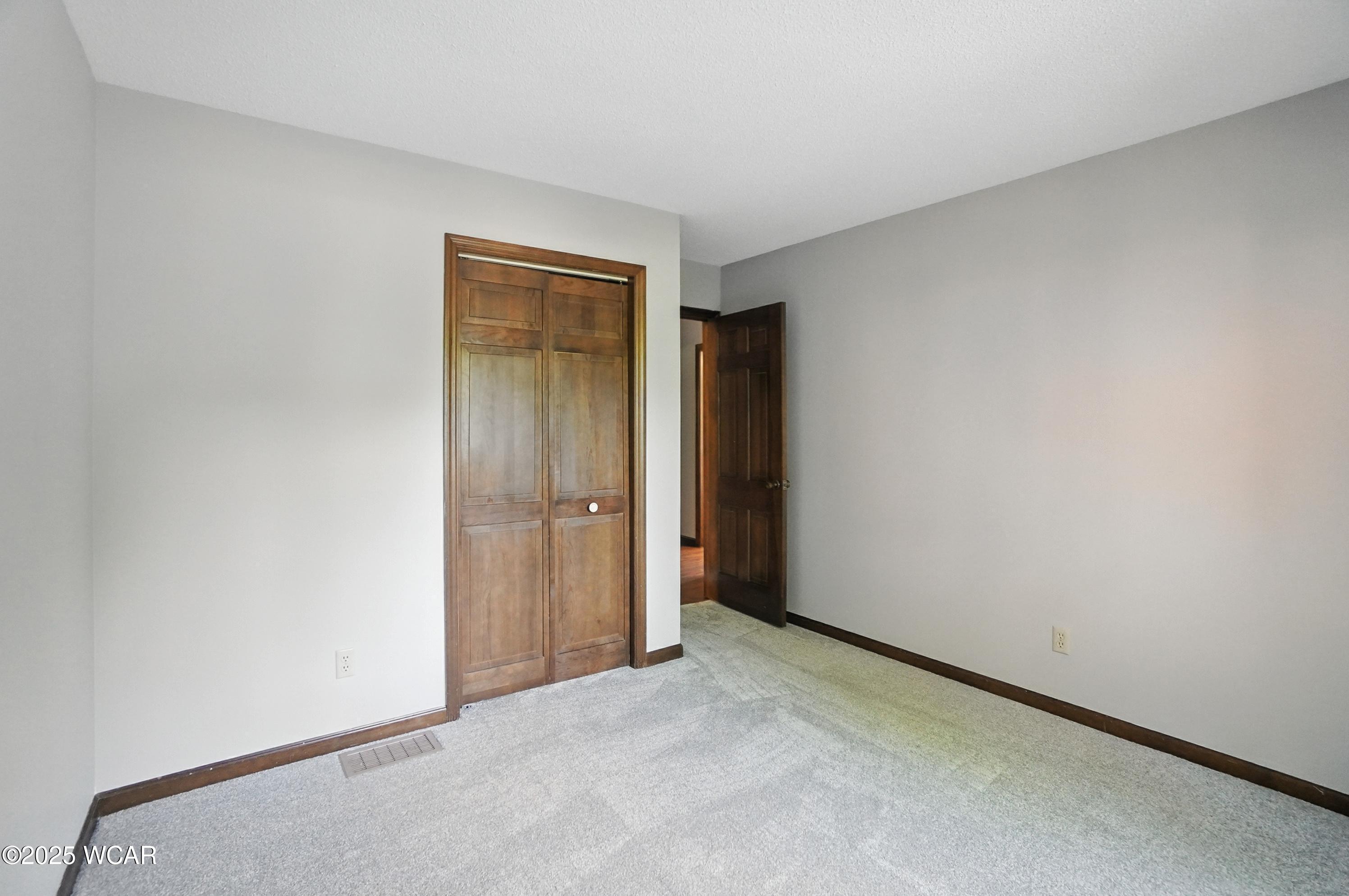 Lima, Ohio 45801, United States, 4 Bedrooms Bedrooms, ,3 BathroomsBathrooms,Residential,Active,173339