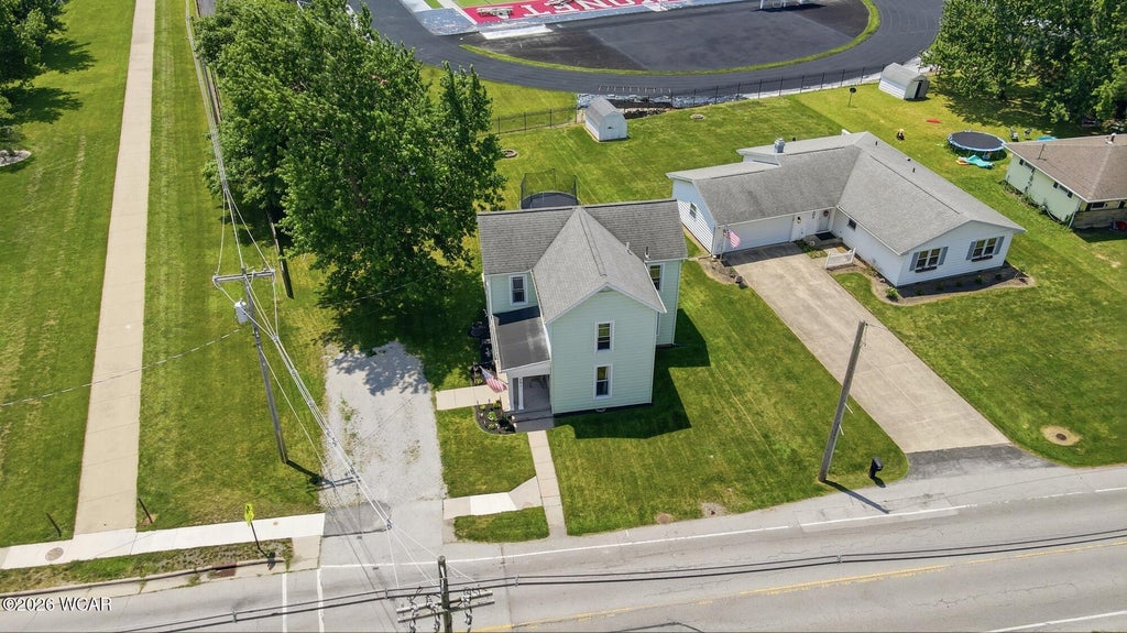 Photo of 501 Glynwood Road, Wapakoneta, OH 45895 (MLS # 310827)