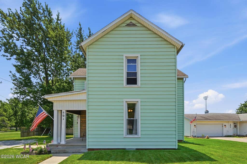 Photo of 501 Glynwood Road, Wapakoneta, OH 45895 (MLS # 310827)