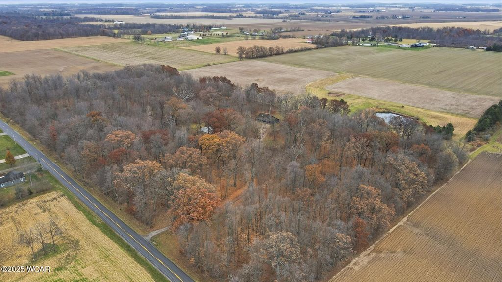 Photo of 4160 Hanthorn Road, Lima, OH 45806 (MLS # 308887)