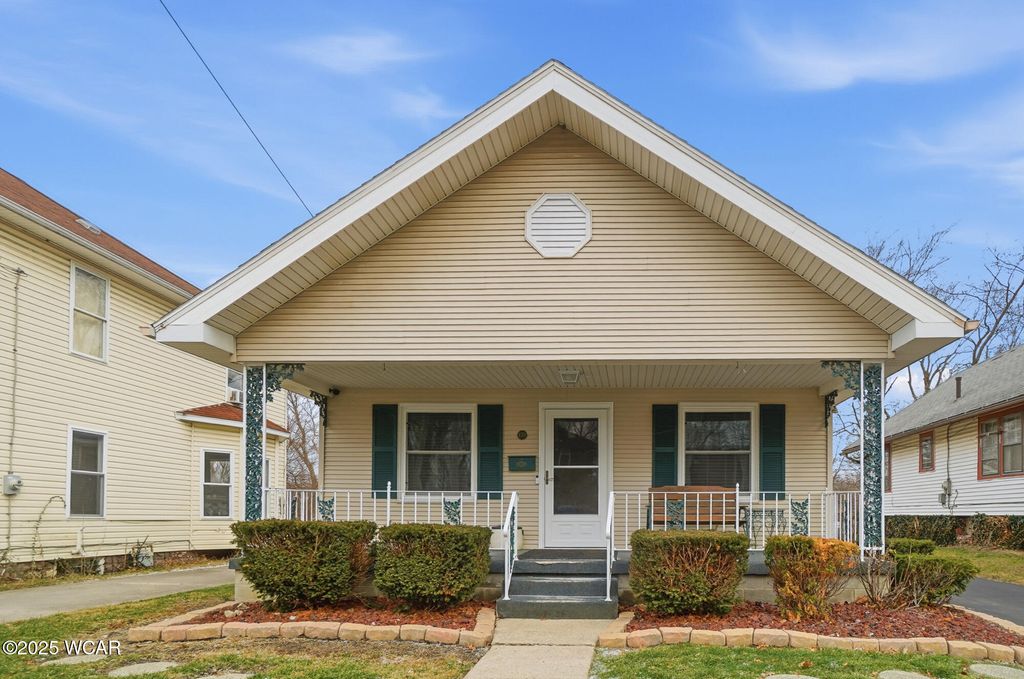 Photo of 439 E Albert Street, Lima, OH 45801 (MLS # 309114)