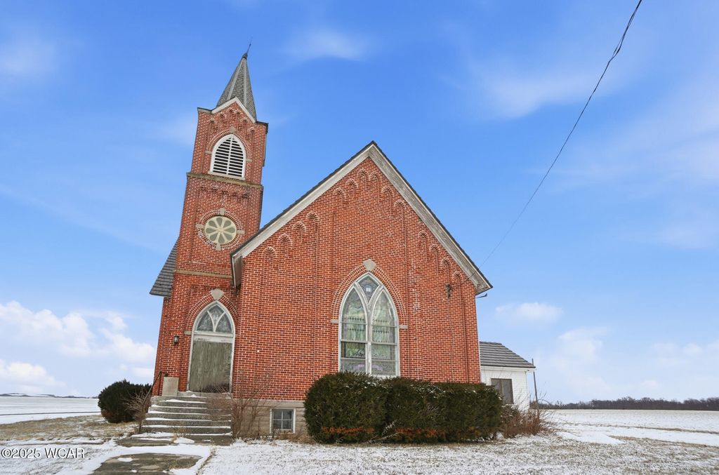 Photo of 19357 Church Road, Middle Point, OH 45863 (MLS # 309058)