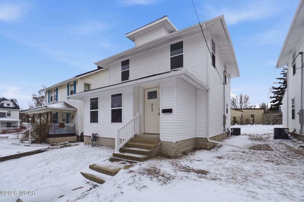 Photo of 852 Faurot Avenue, Lima, OH 45801 (MLS # 309572)